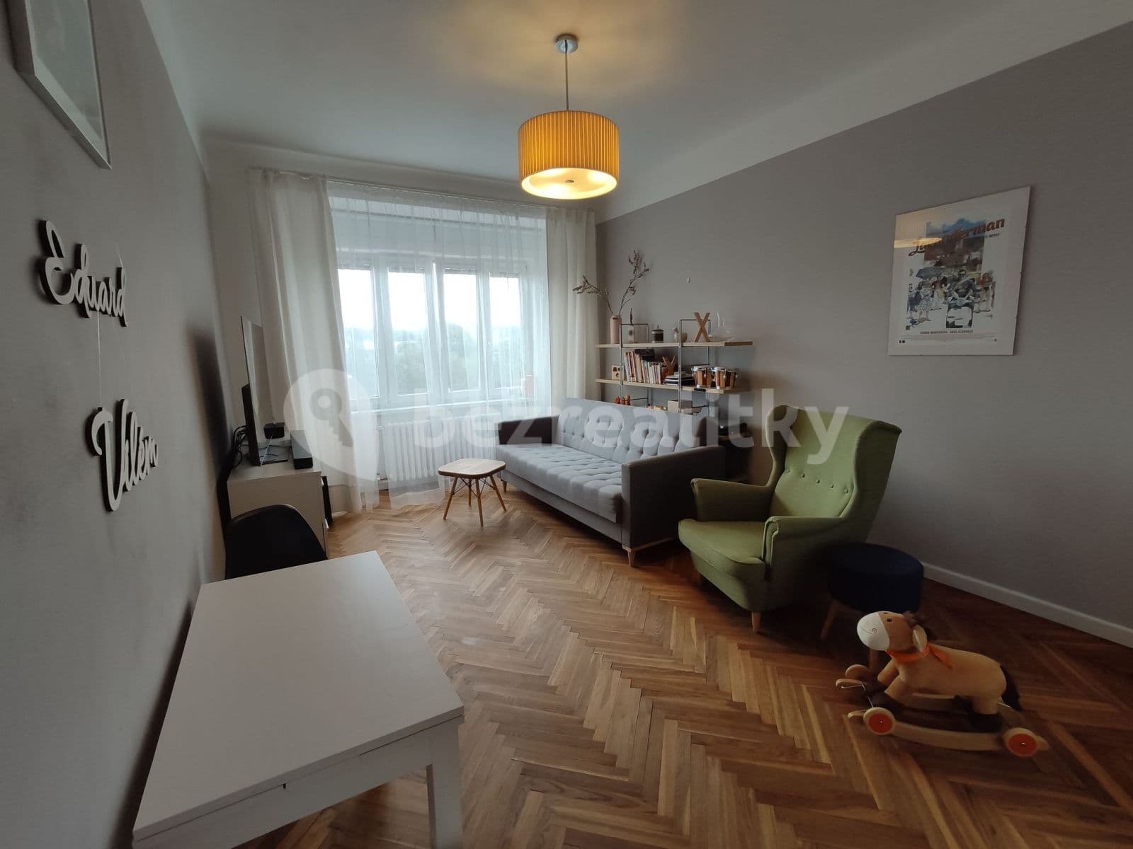 Prenájom bytu 2-izbový 50 m², Podolská, Praha, Praha Prenájom bytu 2-izbový 50 m², Podolská, Praha, Praha