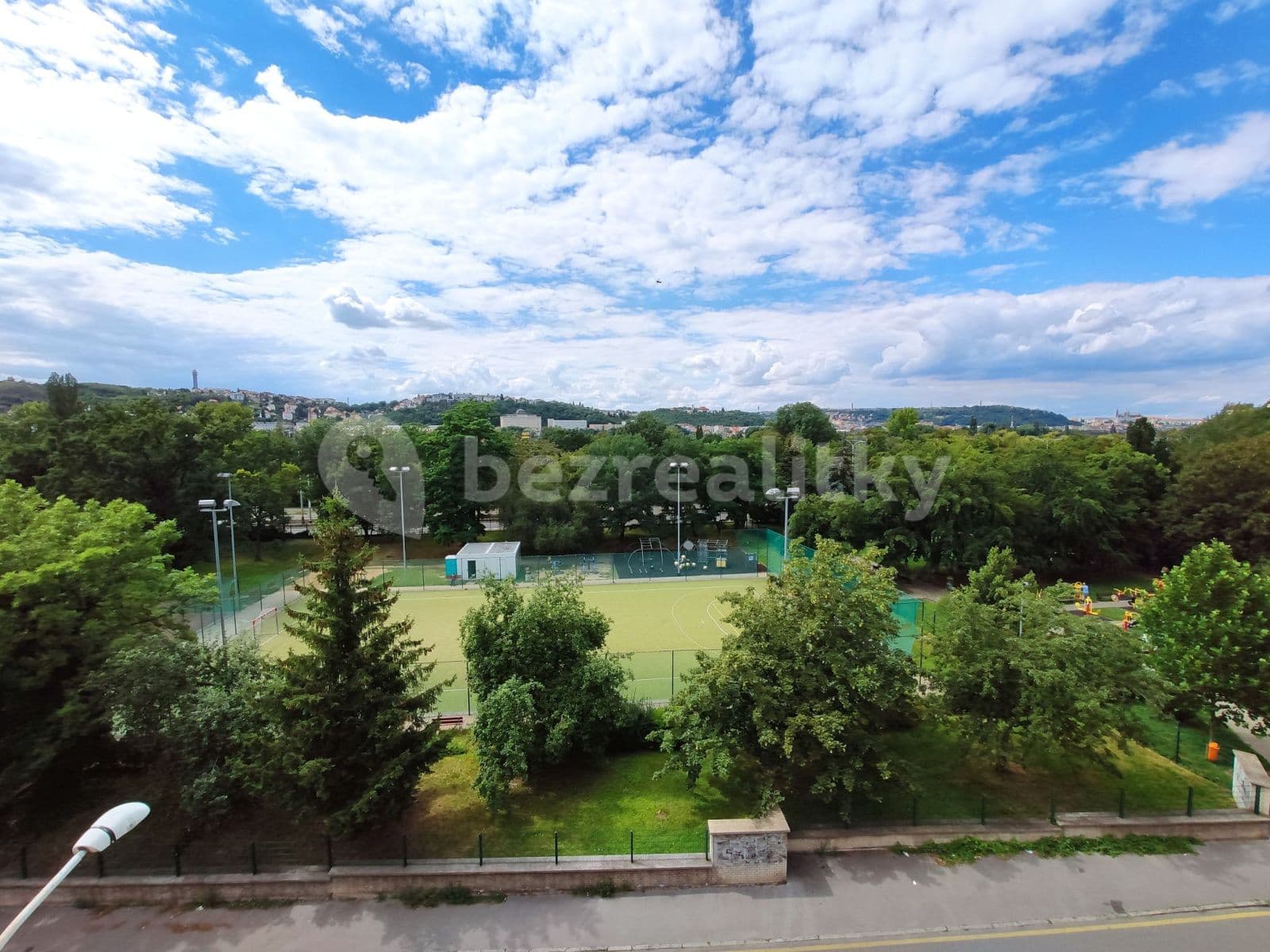 Prenájom bytu 2-izbový 50 m², Podolská, Praha, Praha Prenájom bytu 2-izbový 50 m², Podolská, Praha, Praha
