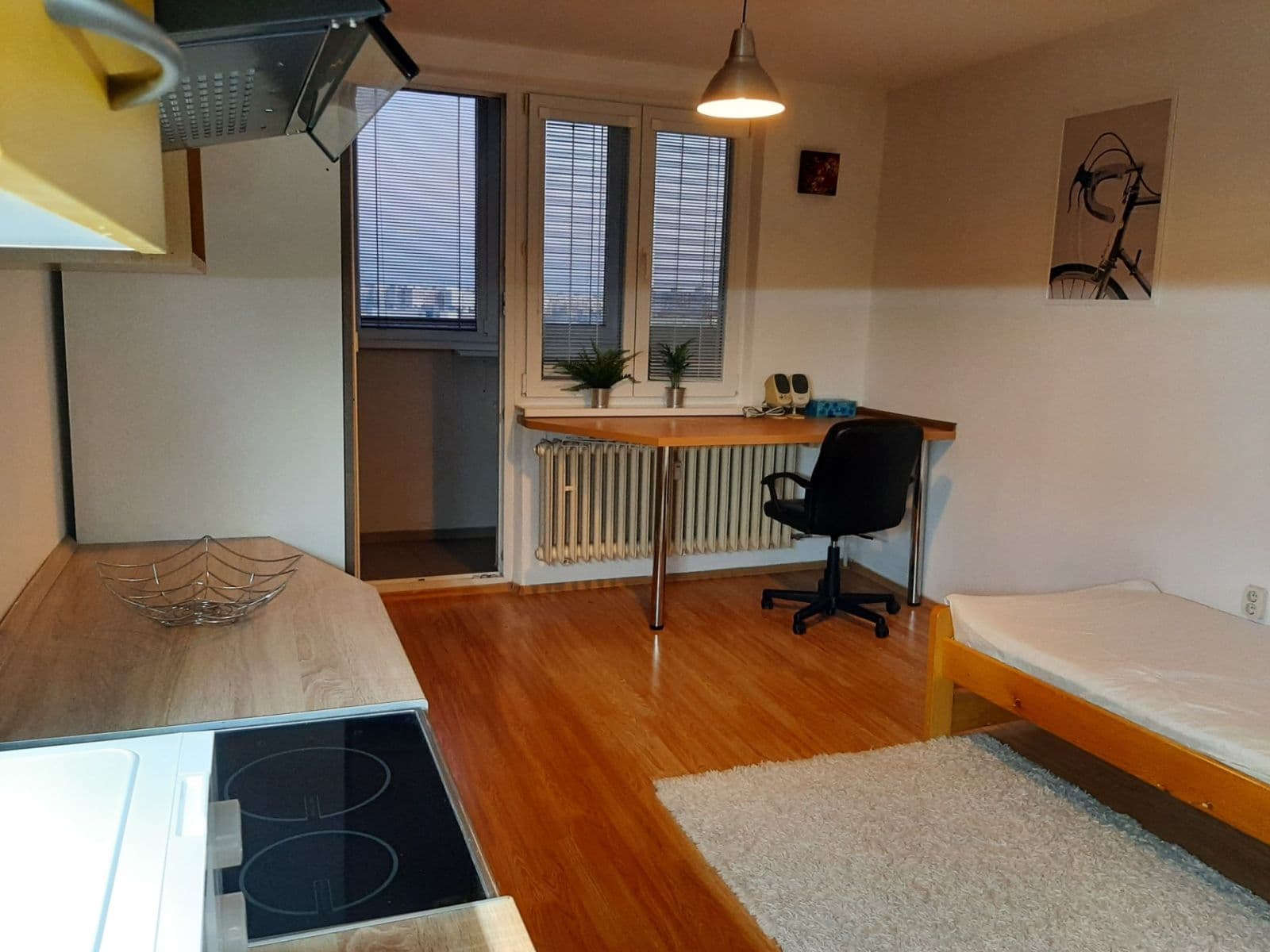Prenájom bytu Garsoniéra 28 m², Vilová, Petržalka, Bratislavský kraj Prenájom bytu Garsoniéra 28 m², Vilová, Petržalka, Bratislavský kraj