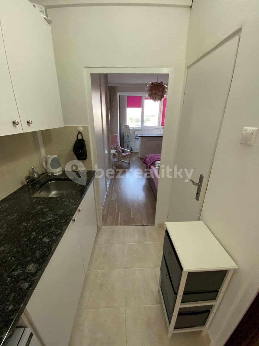 Prenájom bytu Garsoniéra 23 m², Vilová, Petržalka, Bratislavský kraj Prenájom bytu Garsoniéra 23 m², Vilová, Petržalka, Bratislavský kraj