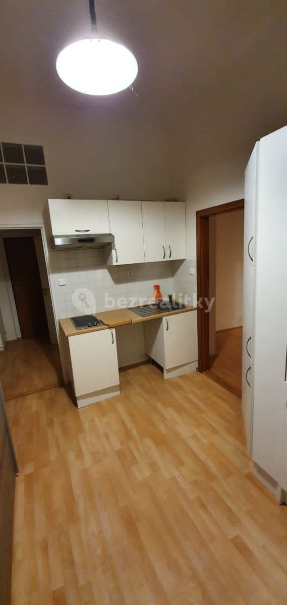 Prenájom bytu 1-izbový 34 m², Jagellonská, Praha, Praha Prenájom bytu 1-izbový 34 m², Jagellonská, Praha, Praha