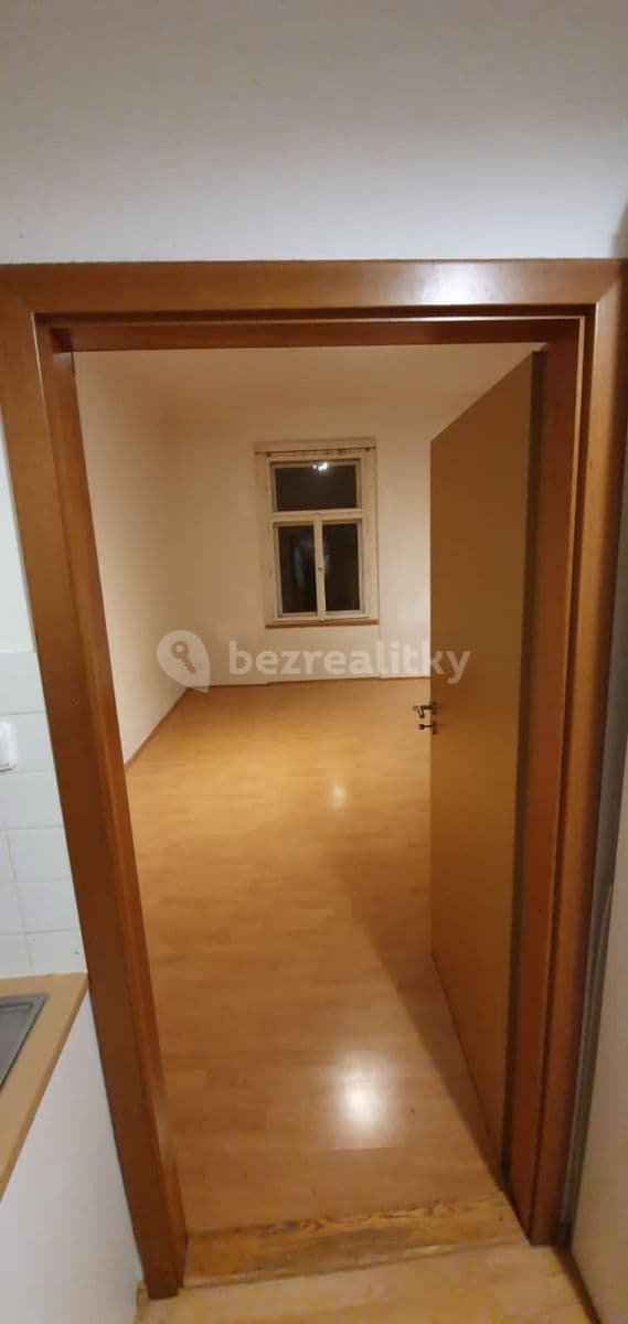 Prenájom bytu 1-izbový 34 m², Jagellonská, Praha, Praha Prenájom bytu 1-izbový 34 m², Jagellonská, Praha, Praha