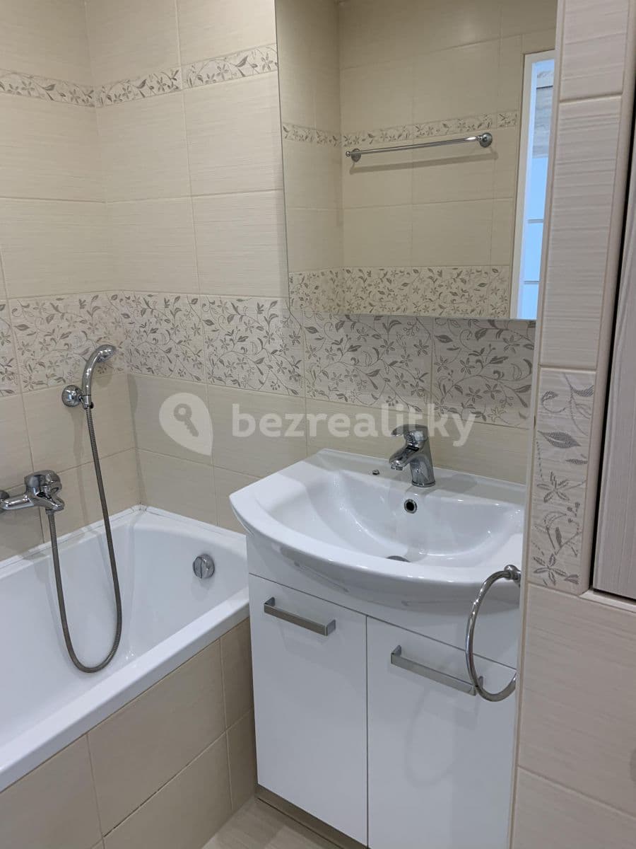 Prenájom bytu 2-izbový 42 m², Višňová, Most, Ústecký kraj Prenájom bytu 2-izbový 42 m², Višňová, Most, Ústecký kraj