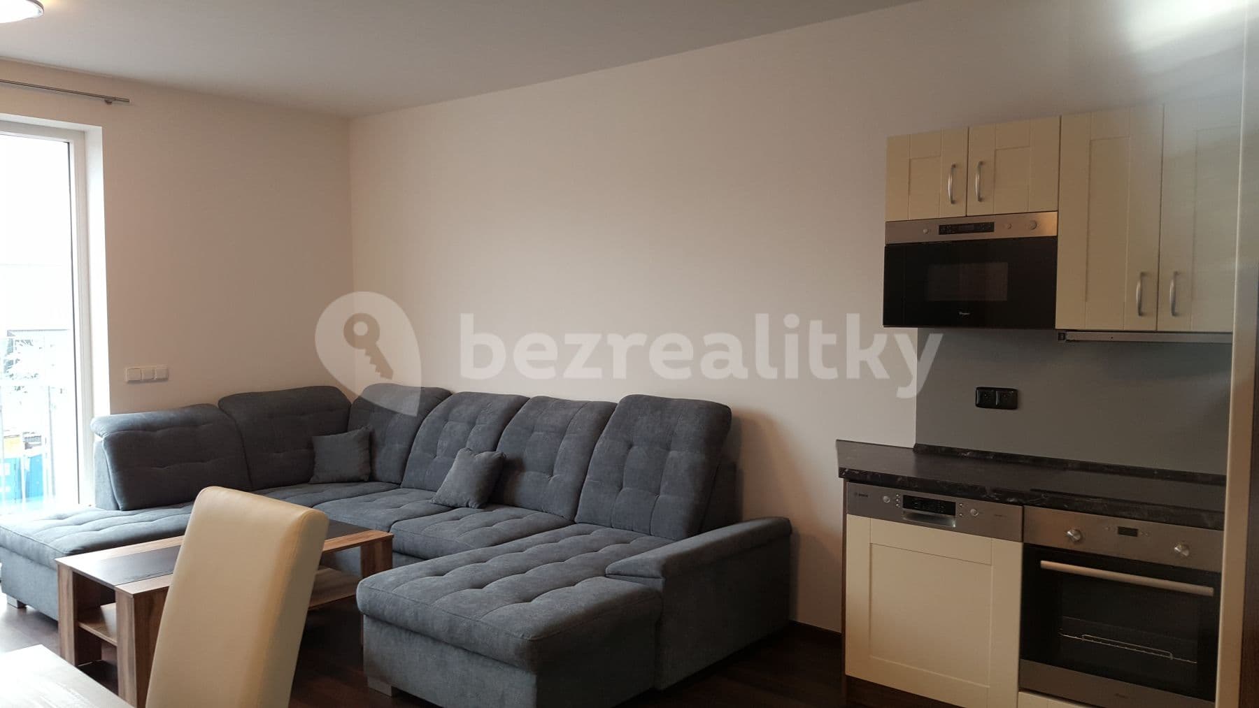 Prenájom bytu 2-izbový 61 m², Antonína Petrofa, Hradec Králové, Královéhradecký kraj Prenájom bytu 2-izbový 61 m², Antonína Petrofa, Hradec Králové, Královéhradecký kraj