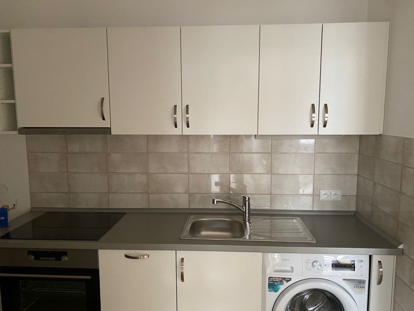 Prenájom bytu 2-izbový 50 m², Milady Horákové, Praha, Praha Prenájom bytu 2-izbový 50 m², Milady Horákové, Praha, Praha