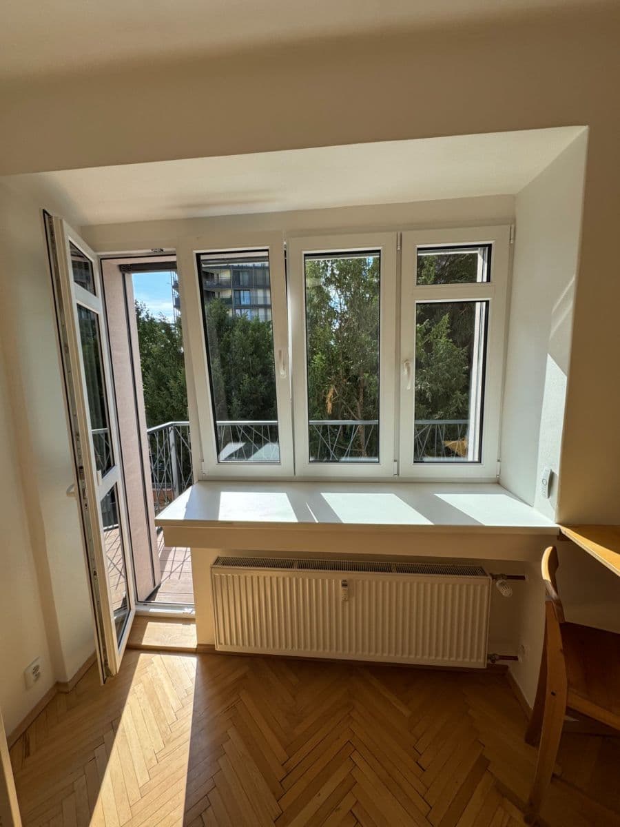 Prenájom bytu 1-izbový 34 m², Jana Želivského, Praha, Praha Prenájom bytu 1-izbový 34 m², Jana Želivského, Praha, Praha