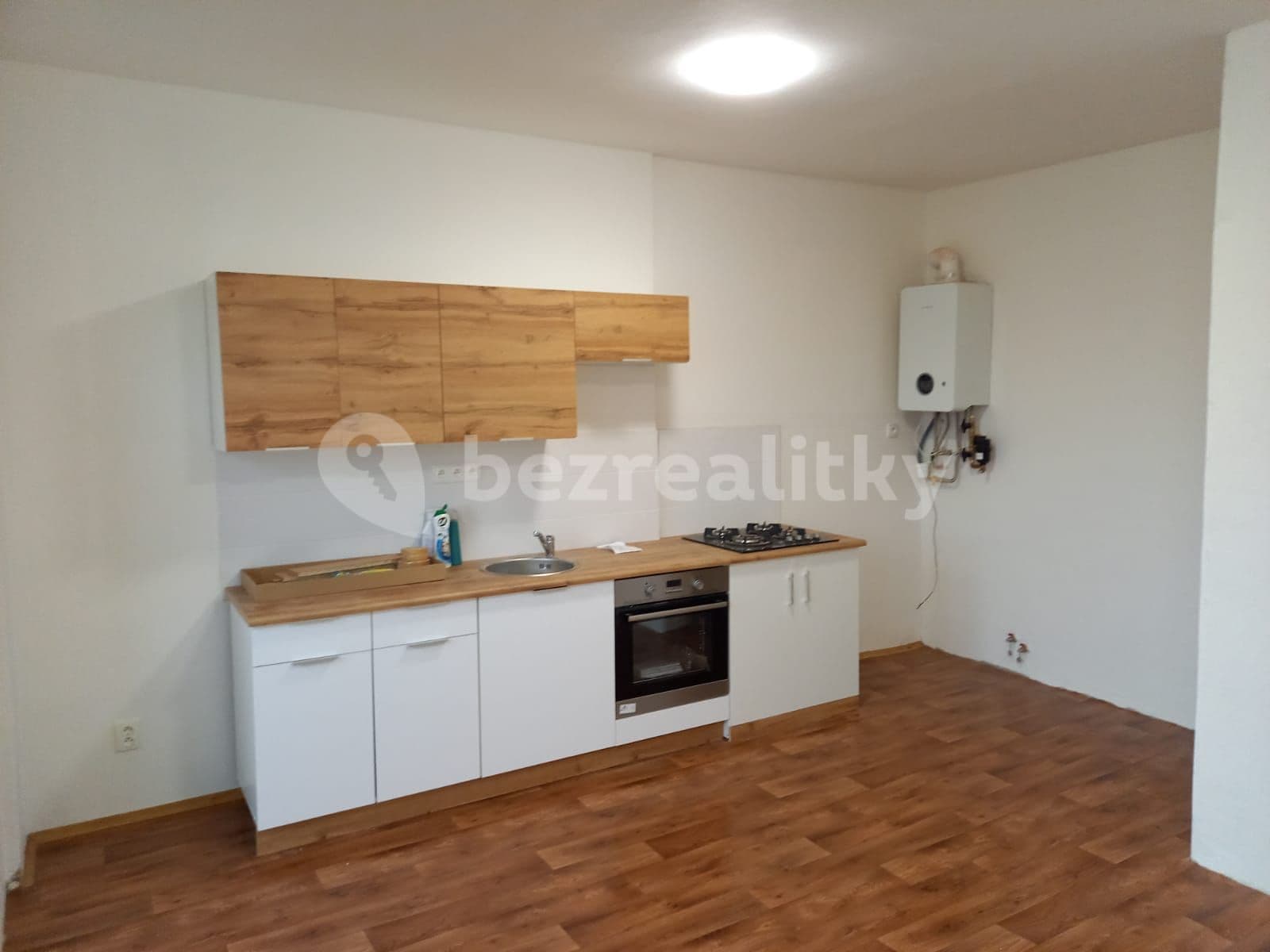 Prenájom bytu 2-izbový 67 m², Merhautova, Brno, Jihomoravský kraj Prenájom bytu 2-izbový 67 m², Merhautova, Brno, Jihomoravský kraj