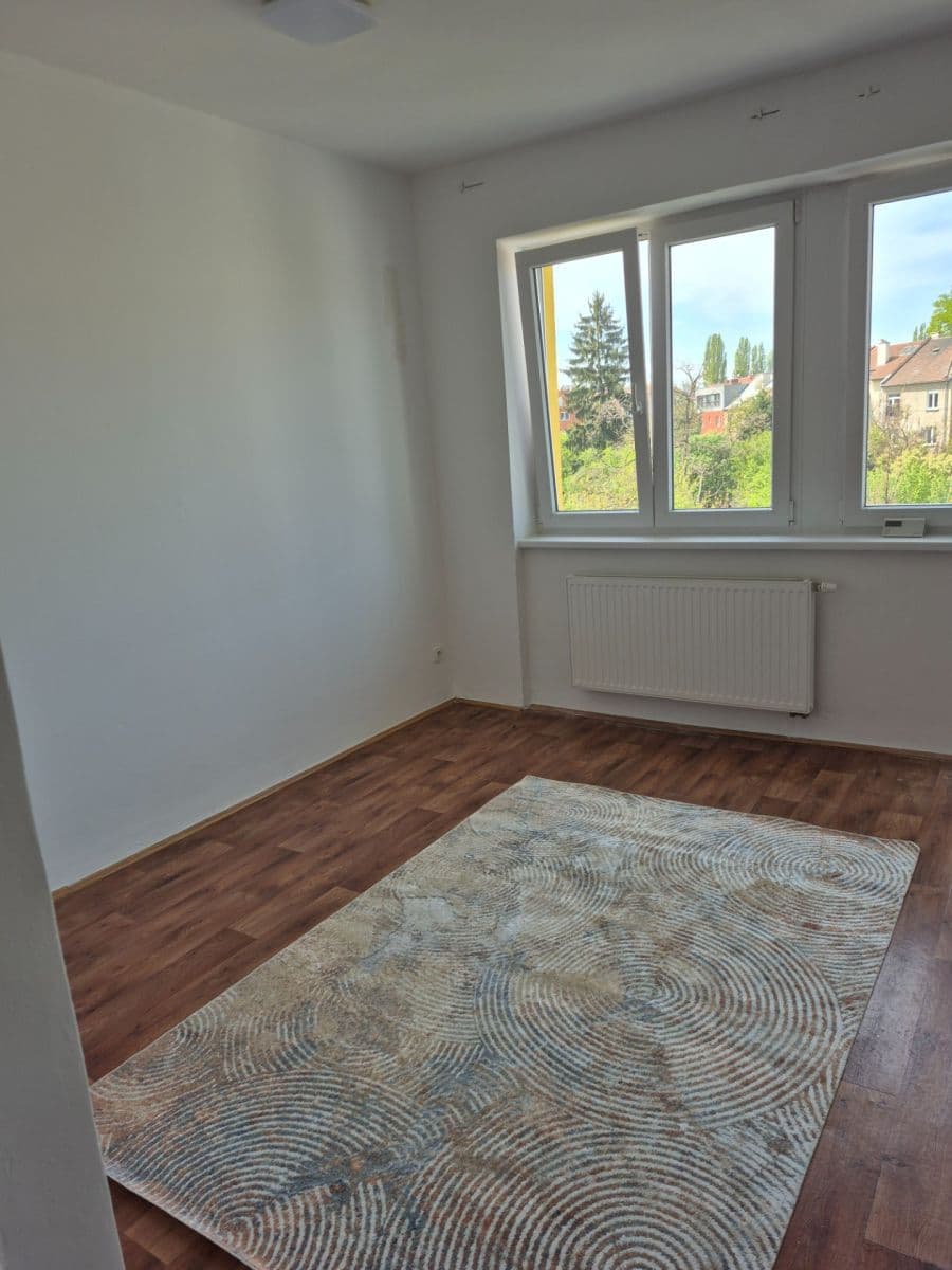 Prenájom bytu 2-izbový 67 m², Merhautova, Brno, Jihomoravský kraj Prenájom bytu 2-izbový 67 m², Merhautova, Brno, Jihomoravský kraj