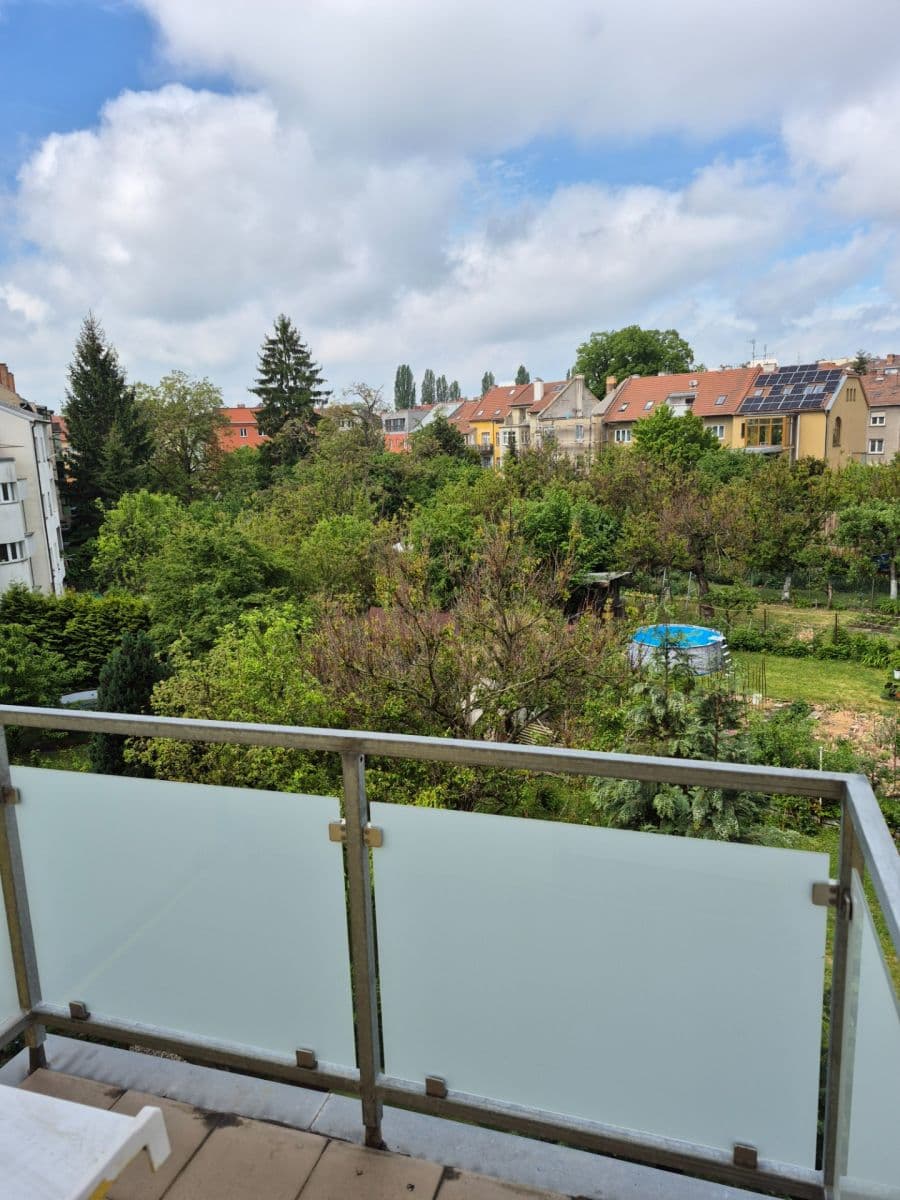 Prenájom bytu 2-izbový 67 m², Merhautova, Brno, Jihomoravský kraj Prenájom bytu 2-izbový 67 m², Merhautova, Brno, Jihomoravský kraj