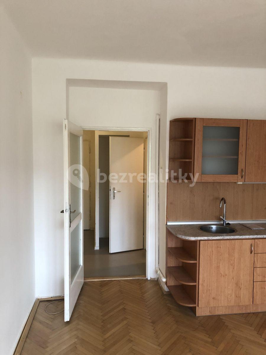 Prenájom bytu 1-izbový 31 m², Kolbenova, Praha, Praha
