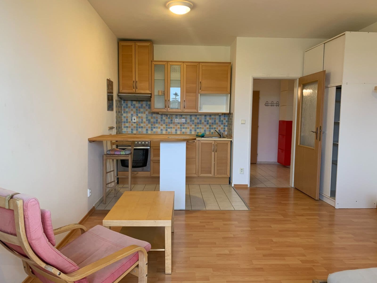 Prenájom bytu Garsoniéra 35 m², Chelčického, Roztoky, Středočeský kraj Prenájom bytu Garsoniéra 35 m², Chelčického, Roztoky, Středočeský kraj