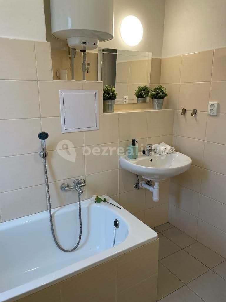 Prenájom bytu 2-izbový 45 m², Poděbradova, Ostrava, Moravskoslezský kraj Prenájom bytu 2-izbový 45 m², Poděbradova, Ostrava, Moravskoslezský kraj