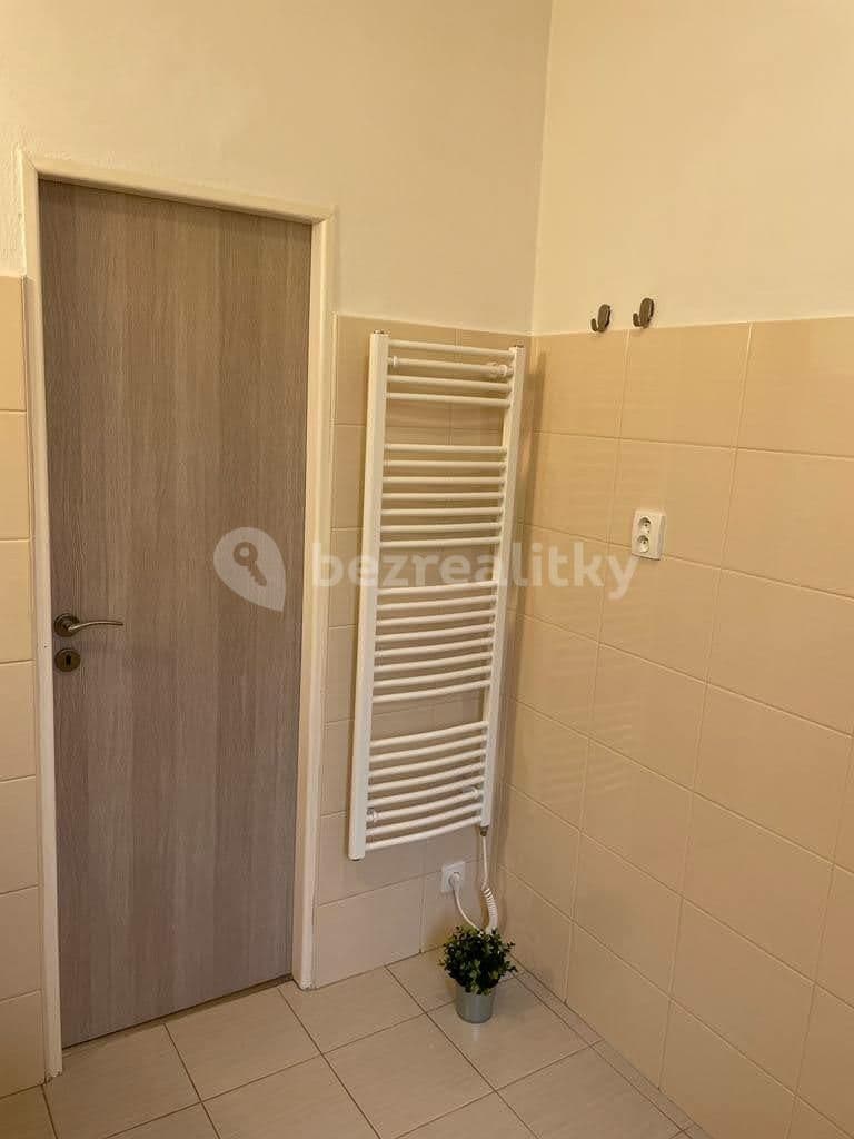 Prenájom bytu 2-izbový 45 m², Poděbradova, Ostrava, Moravskoslezský kraj Prenájom bytu 2-izbový 45 m², Poděbradova, Ostrava, Moravskoslezský kraj