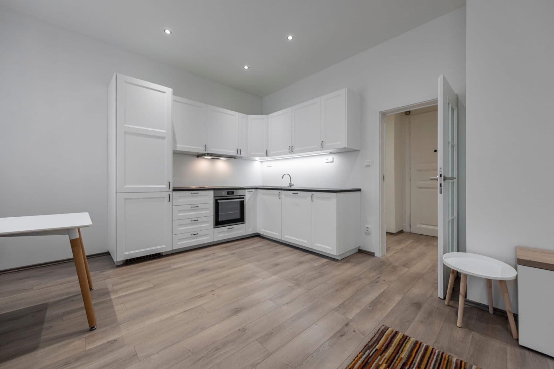Prenájom bytu 2-izbový 54 m², Budečská, Praha, Praha Prenájom bytu 2-izbový 54 m², Budečská, Praha, Praha