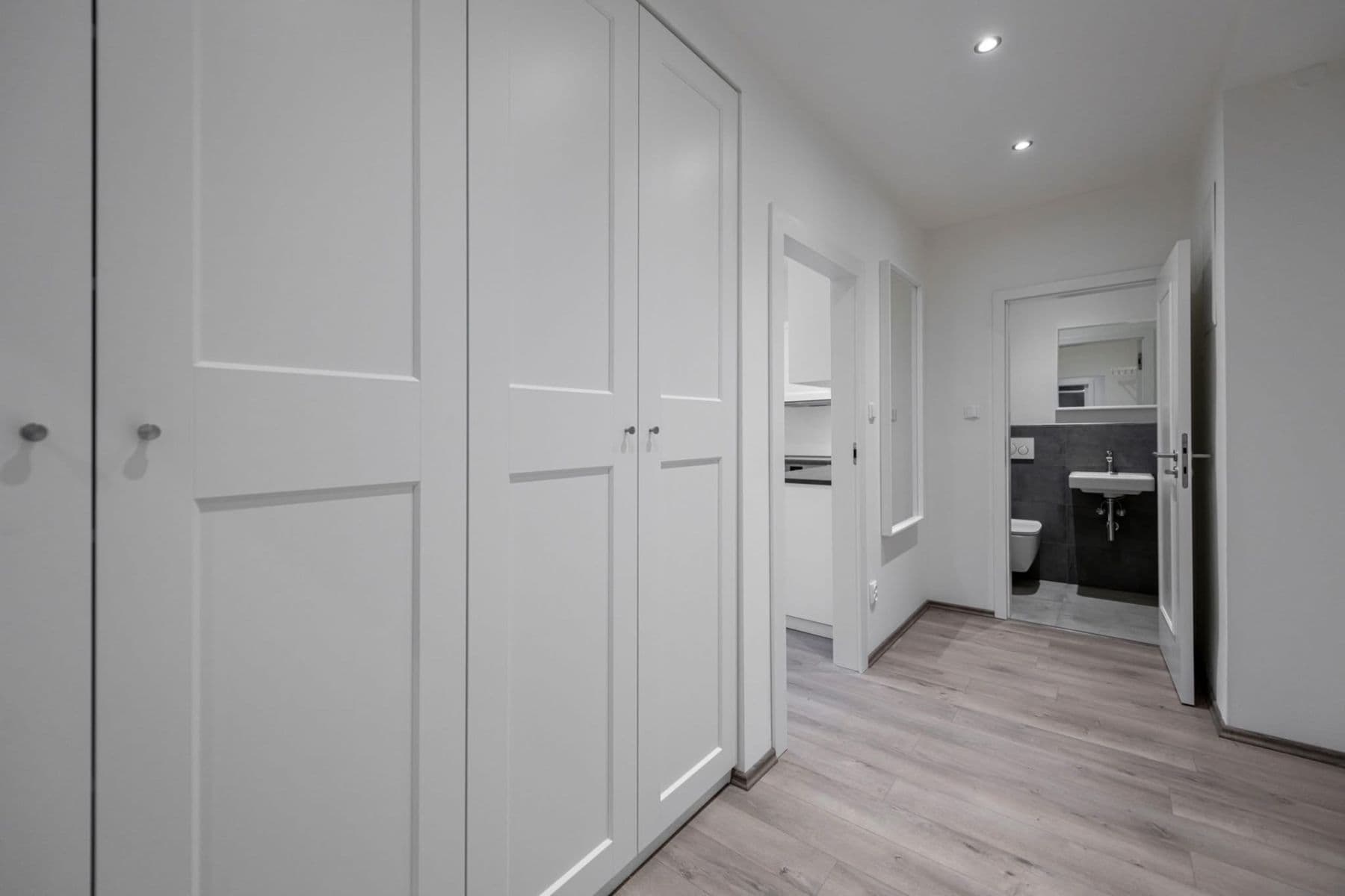 Prenájom bytu 2-izbový 54 m², Budečská, Praha, Praha Prenájom bytu 2-izbový 54 m², Budečská, Praha, Praha