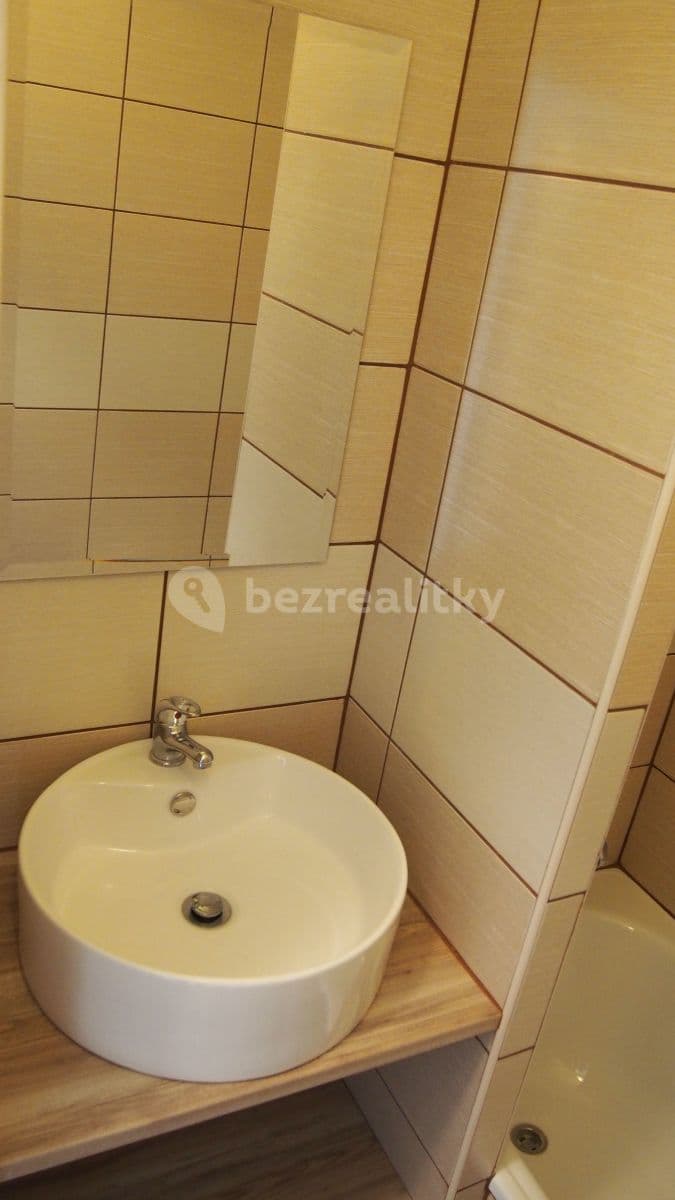 Prenájom bytu 1-izbový 35 m², Bohumínská, Ostrava, Moravskoslezský kraj Prenájom bytu 1-izbový 35 m², Bohumínská, Ostrava, Moravskoslezský kraj