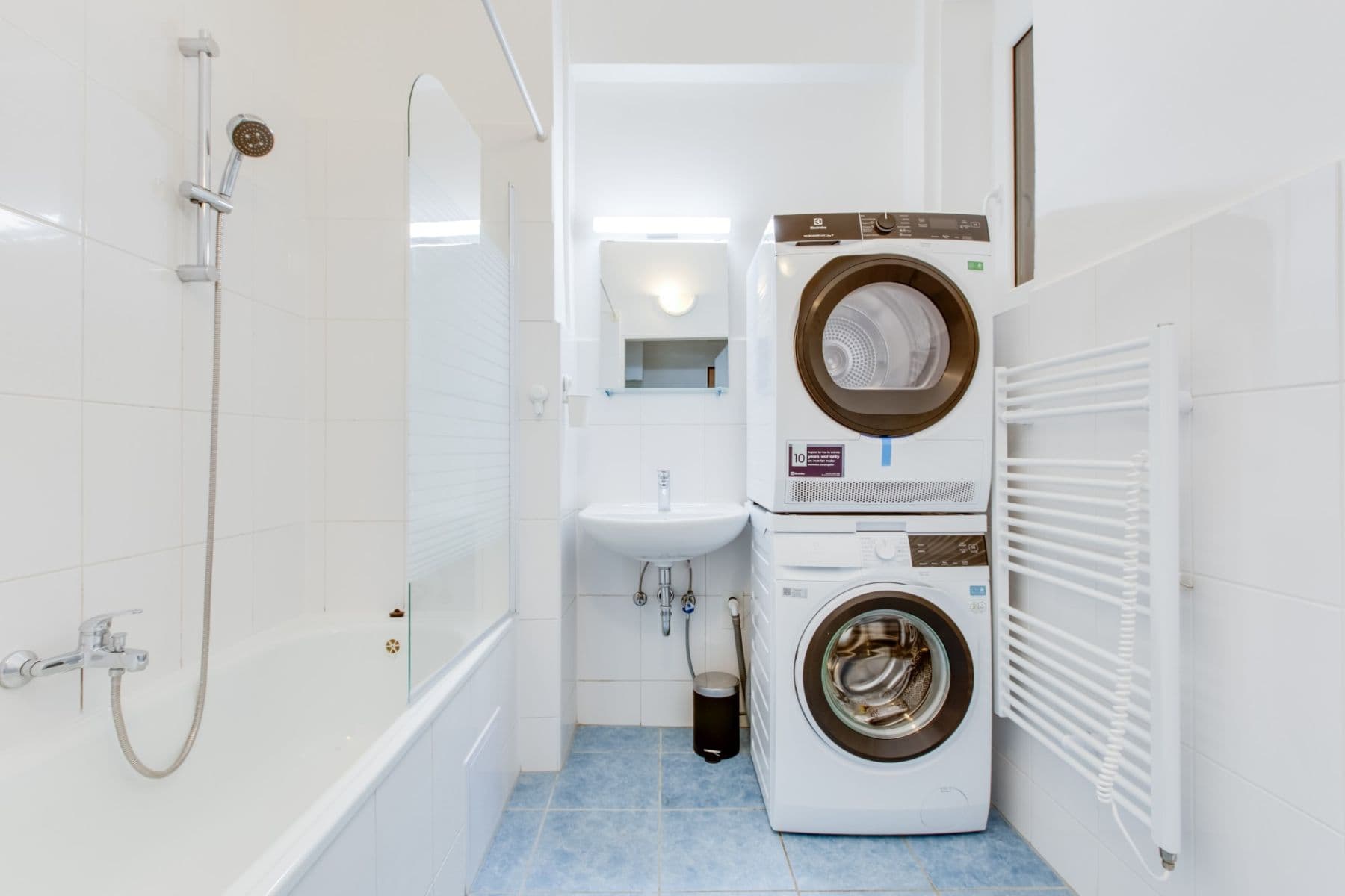 Prenájom bytu 1-izbový 28 m², Sokolovská, Praha, Praha Prenájom bytu 1-izbový 28 m², Sokolovská, Praha, Praha