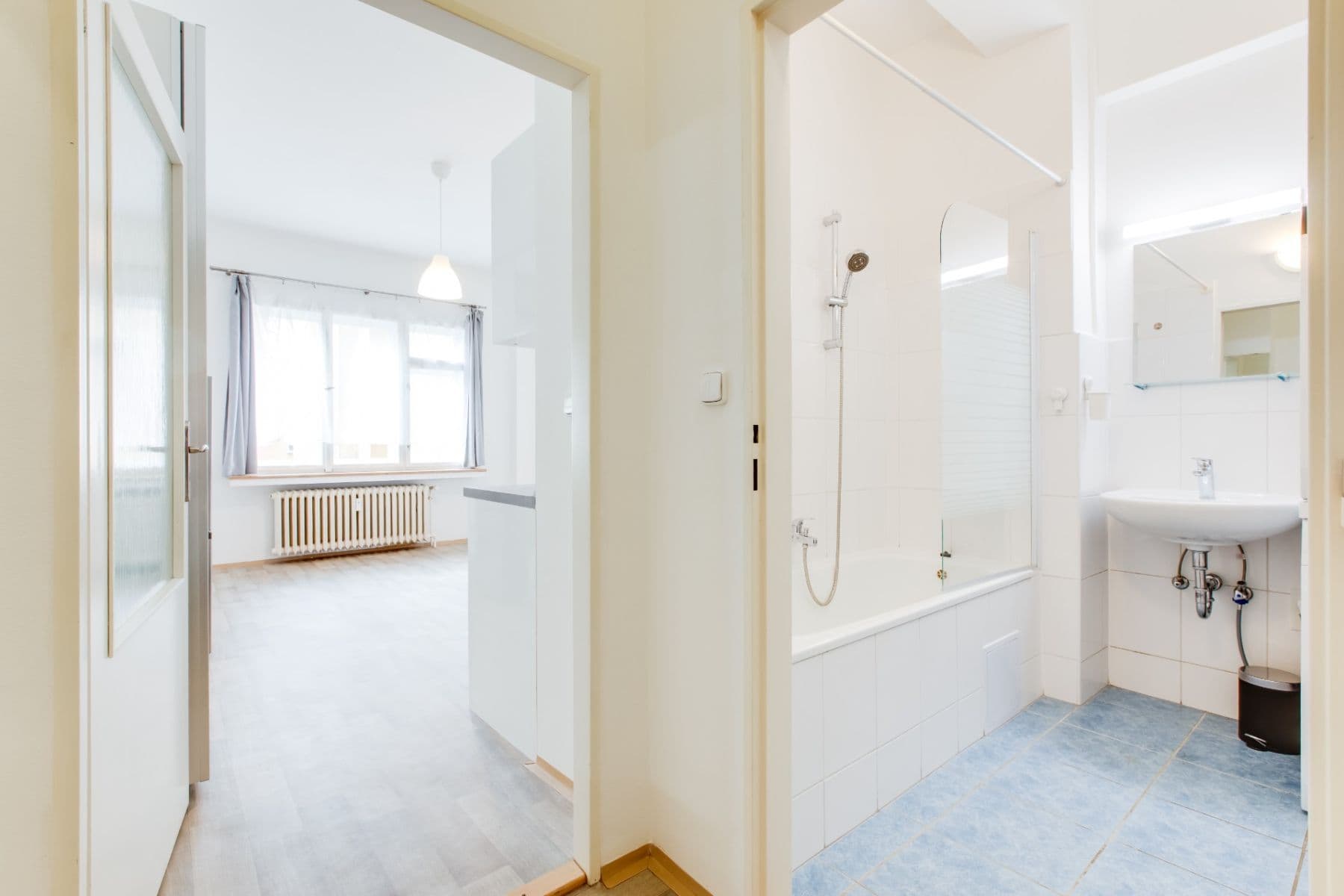 Prenájom bytu 1-izbový 28 m², Sokolovská, Praha, Praha Prenájom bytu 1-izbový 28 m², Sokolovská, Praha, Praha