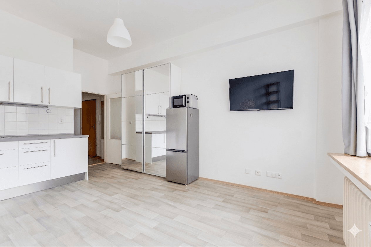 Prenájom bytu 1-izbový 28 m², Sokolovská, Praha, Praha Prenájom bytu 1-izbový 28 m², Sokolovská, Praha, Praha