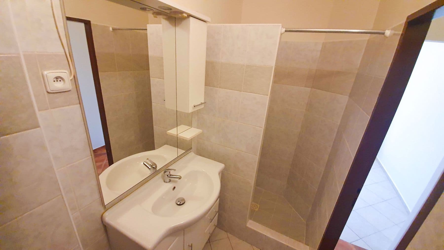 Prenájom bytu 1-izbový 30 m², Štúrova, Teplice, Ústecký kraj Prenájom bytu 1-izbový 30 m², Štúrova, Teplice, Ústecký kraj