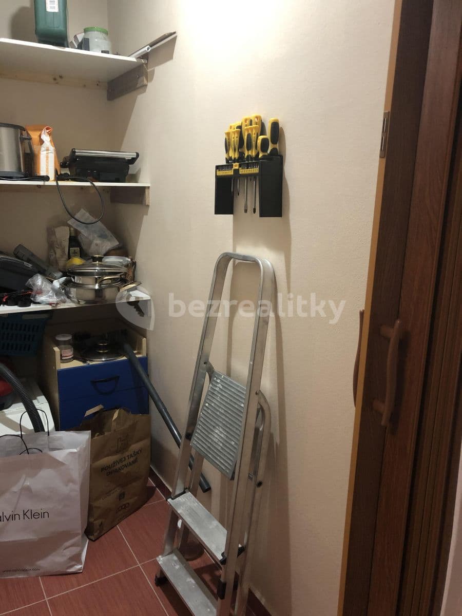 Prenájom bytu 3-izbový 76 m², Písecká, České Budějovice, Jihočeský kraj Prenájom bytu 3-izbový 76 m², Písecká, České Budějovice, Jihočeský kraj