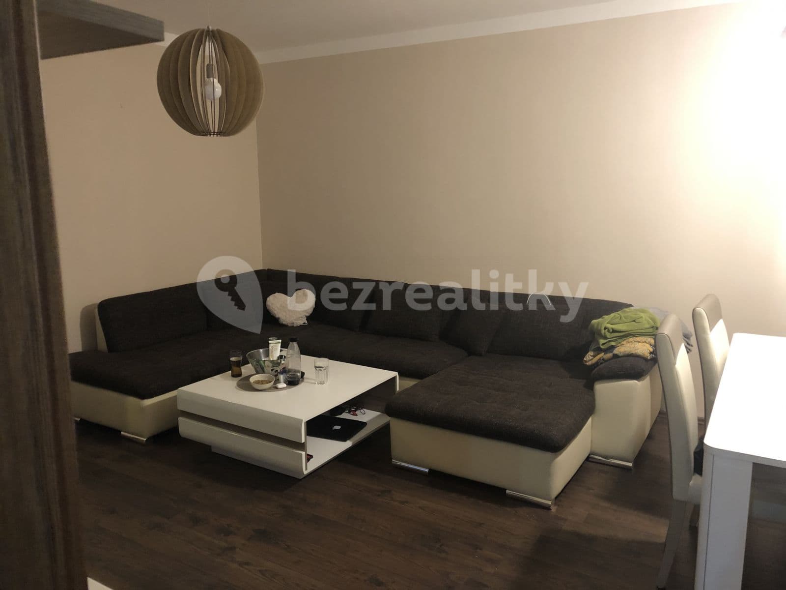 Prenájom bytu 3-izbový 76 m², Písecká, České Budějovice, Jihočeský kraj Prenájom bytu 3-izbový 76 m², Písecká, České Budějovice, Jihočeský kraj