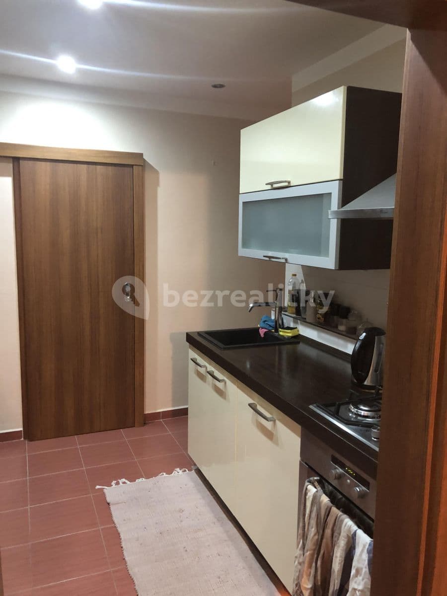 Prenájom bytu 3-izbový 76 m², Písecká, České Budějovice, Jihočeský kraj Prenájom bytu 3-izbový 76 m², Písecká, České Budějovice, Jihočeský kraj