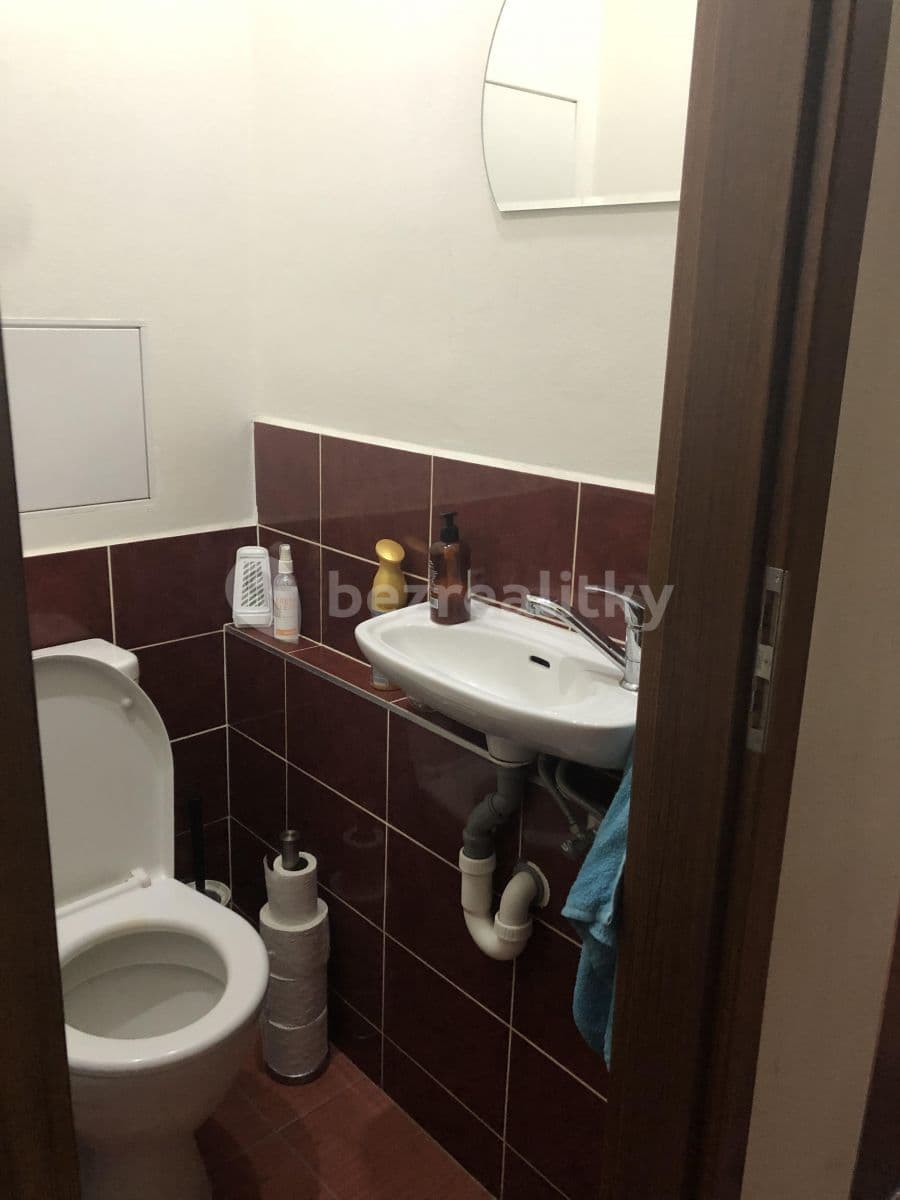 Prenájom bytu 3-izbový 76 m², Písecká, České Budějovice, Jihočeský kraj Prenájom bytu 3-izbový 76 m², Písecká, České Budějovice, Jihočeský kraj