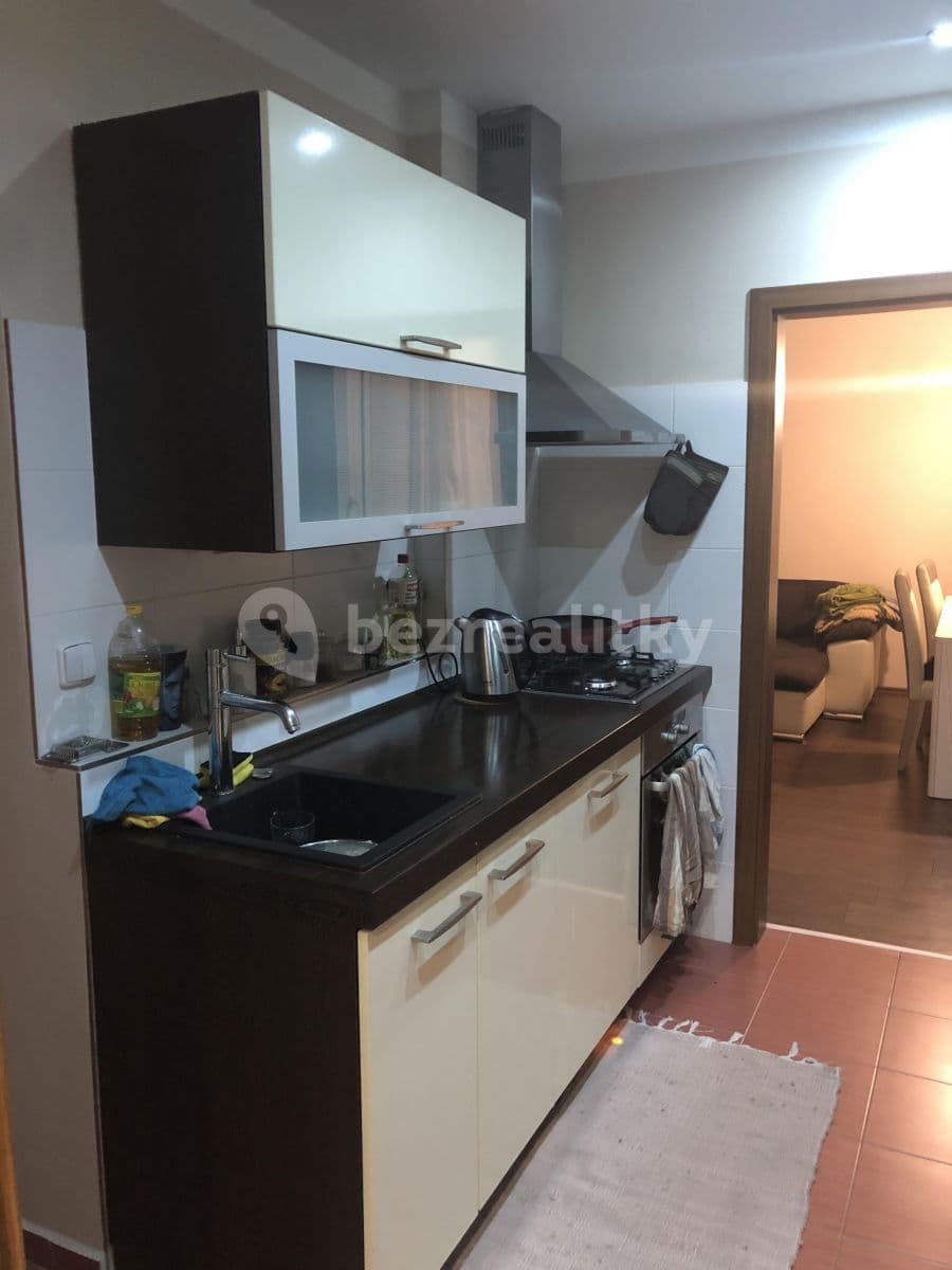 Prenájom bytu 3-izbový 76 m², Písecká, České Budějovice, Jihočeský kraj Prenájom bytu 3-izbový 76 m², Písecká, České Budějovice, Jihočeský kraj