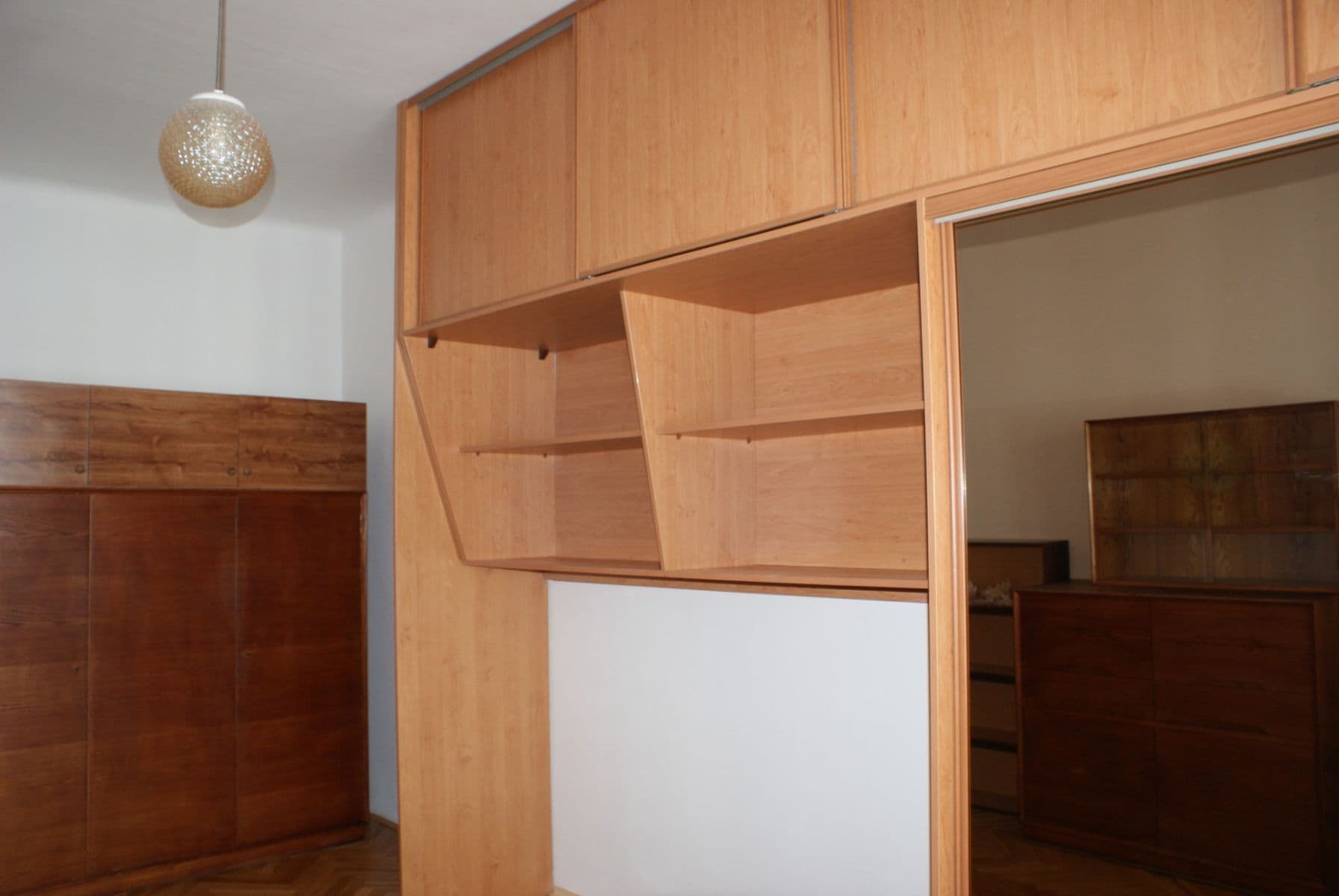 Prenájom bytu 2-izbový 77 m², Pod Kotlaskou, Praha, Praha Prenájom bytu 2-izbový 77 m², Pod Kotlaskou, Praha, Praha