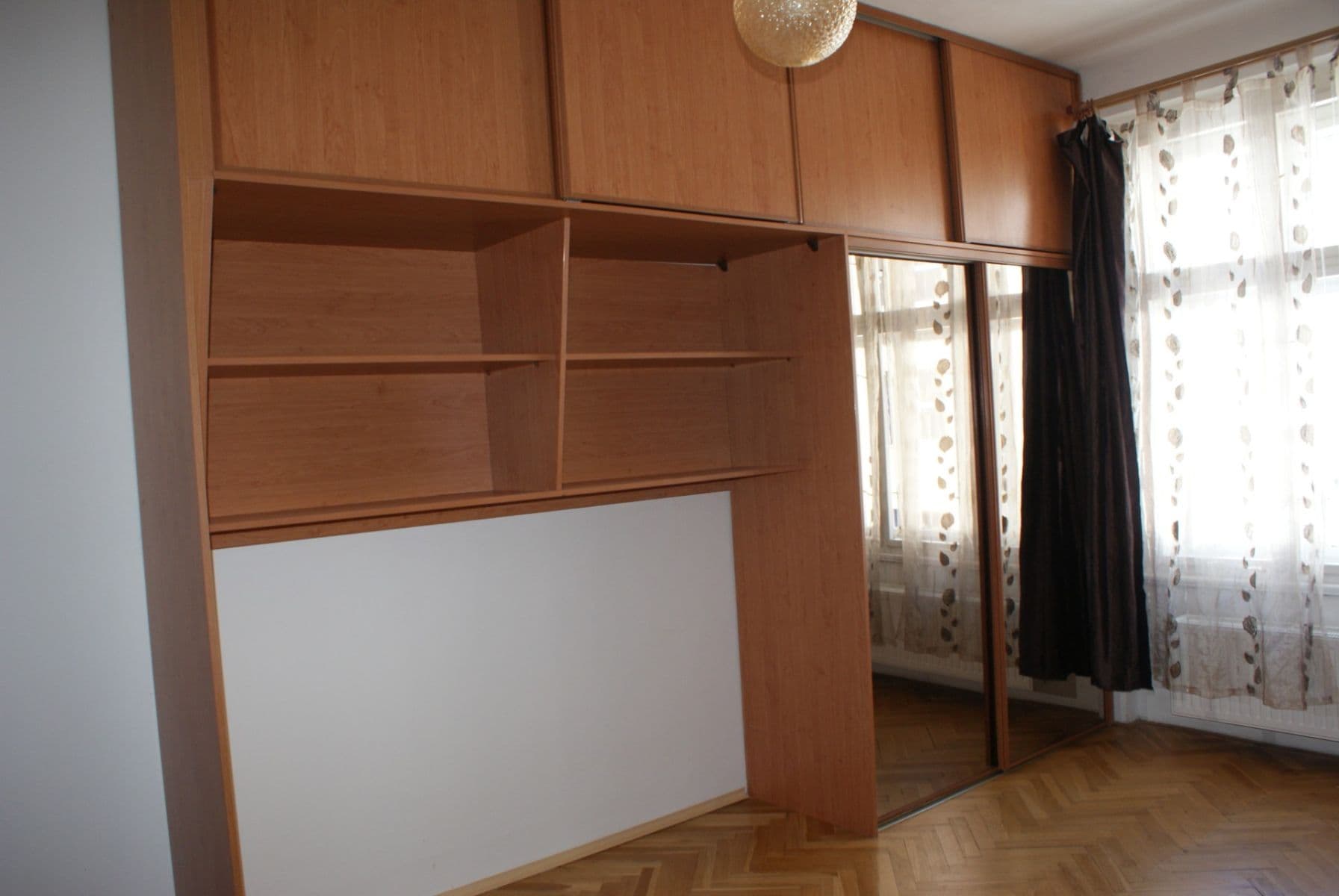 Prenájom bytu 2-izbový 77 m², Pod Kotlaskou, Praha, Praha Prenájom bytu 2-izbový 77 m², Pod Kotlaskou, Praha, Praha
