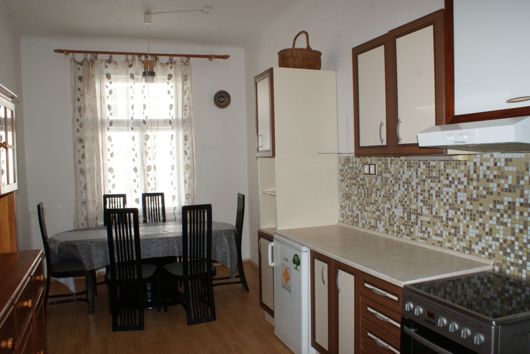 Prenájom bytu 2-izbový 77 m², Pod Kotlaskou, Praha, Praha Prenájom bytu 2-izbový 77 m², Pod Kotlaskou, Praha, Praha