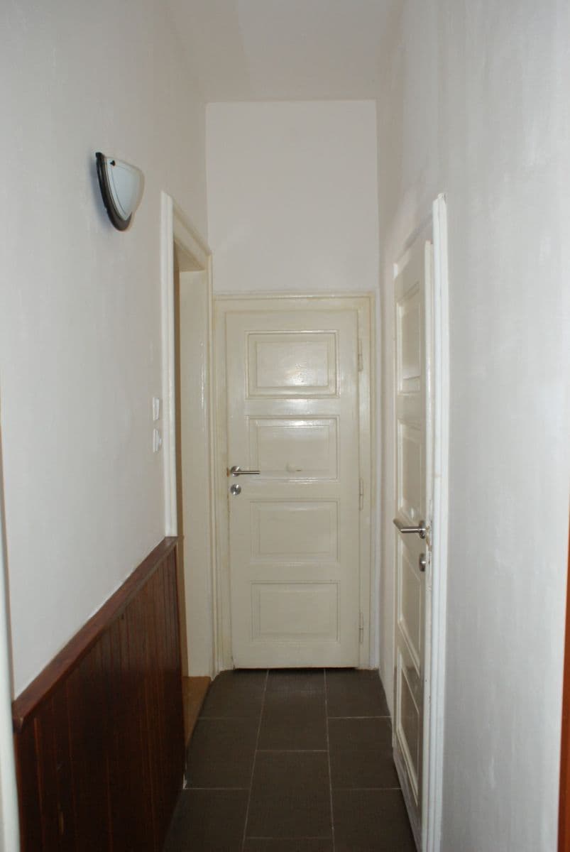 Prenájom bytu 2-izbový 77 m², Pod Kotlaskou, Praha, Praha Prenájom bytu 2-izbový 77 m², Pod Kotlaskou, Praha, Praha