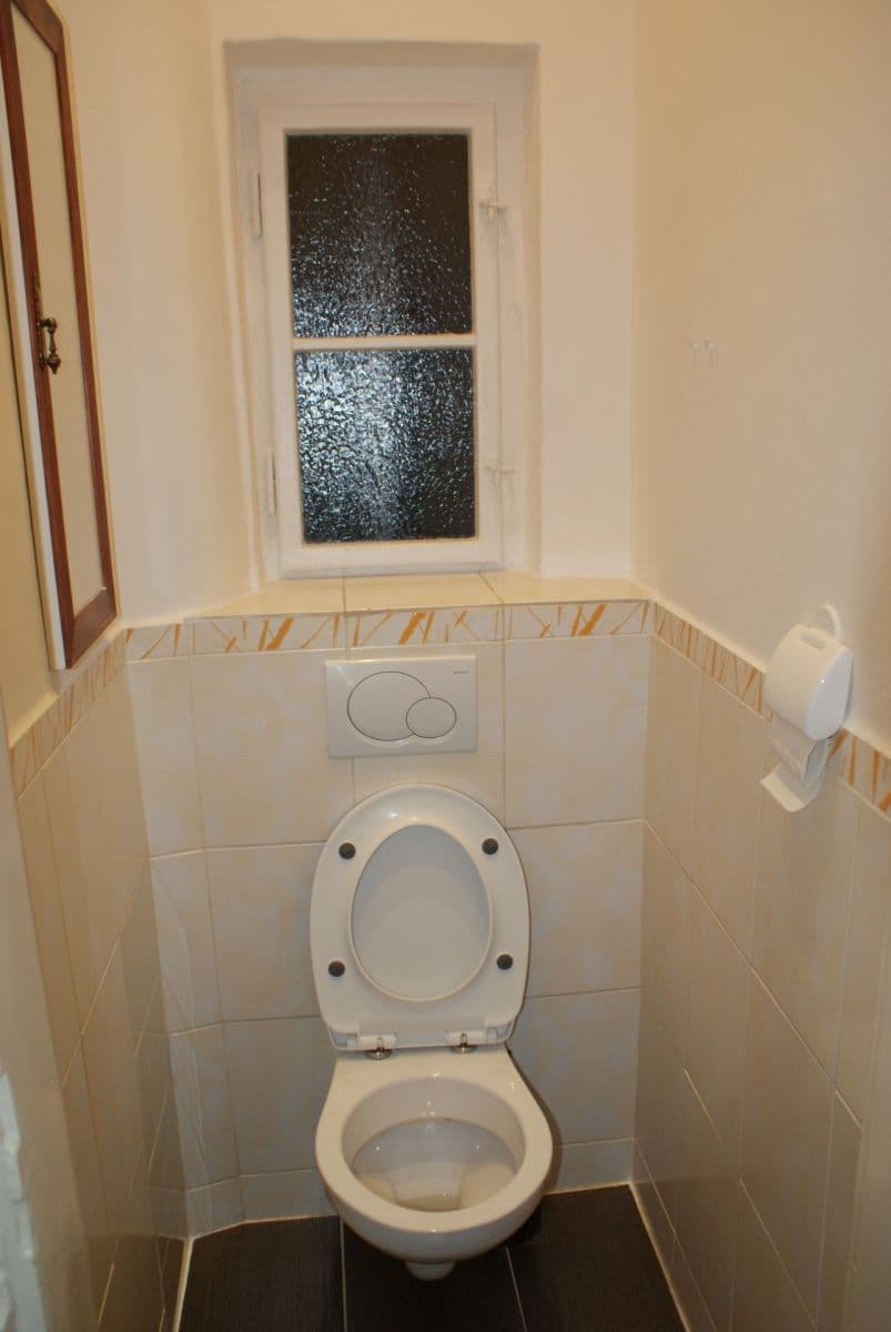 Prenájom bytu 2-izbový 77 m², Pod Kotlaskou, Praha, Praha Prenájom bytu 2-izbový 77 m², Pod Kotlaskou, Praha, Praha