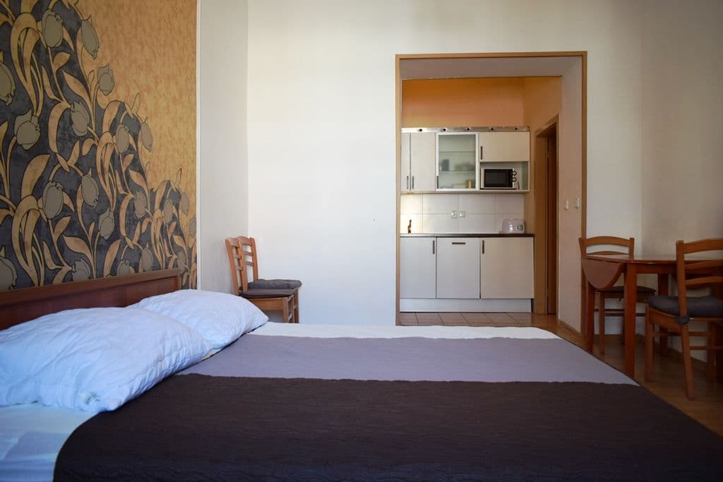 Prenájom bytu 1-izbový 34 m², Wenzigova, Praha, Praha Prenájom bytu 1-izbový 34 m², Wenzigova, Praha, Praha