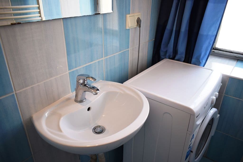 Prenájom bytu 1-izbový 34 m², Wenzigova, Praha, Praha Prenájom bytu 1-izbový 34 m², Wenzigova, Praha, Praha