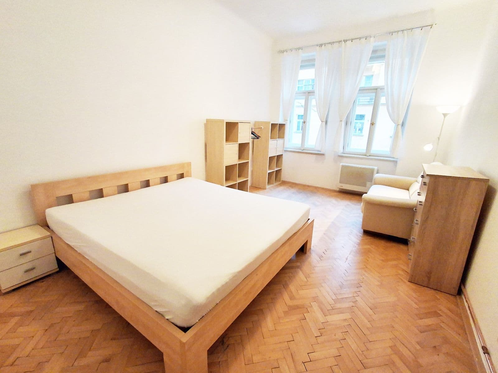 Prenájom bytu 1-izbový 35 m², Milady Horákové, Praha, Praha Prenájom bytu 1-izbový 35 m², Milady Horákové, Praha, Praha