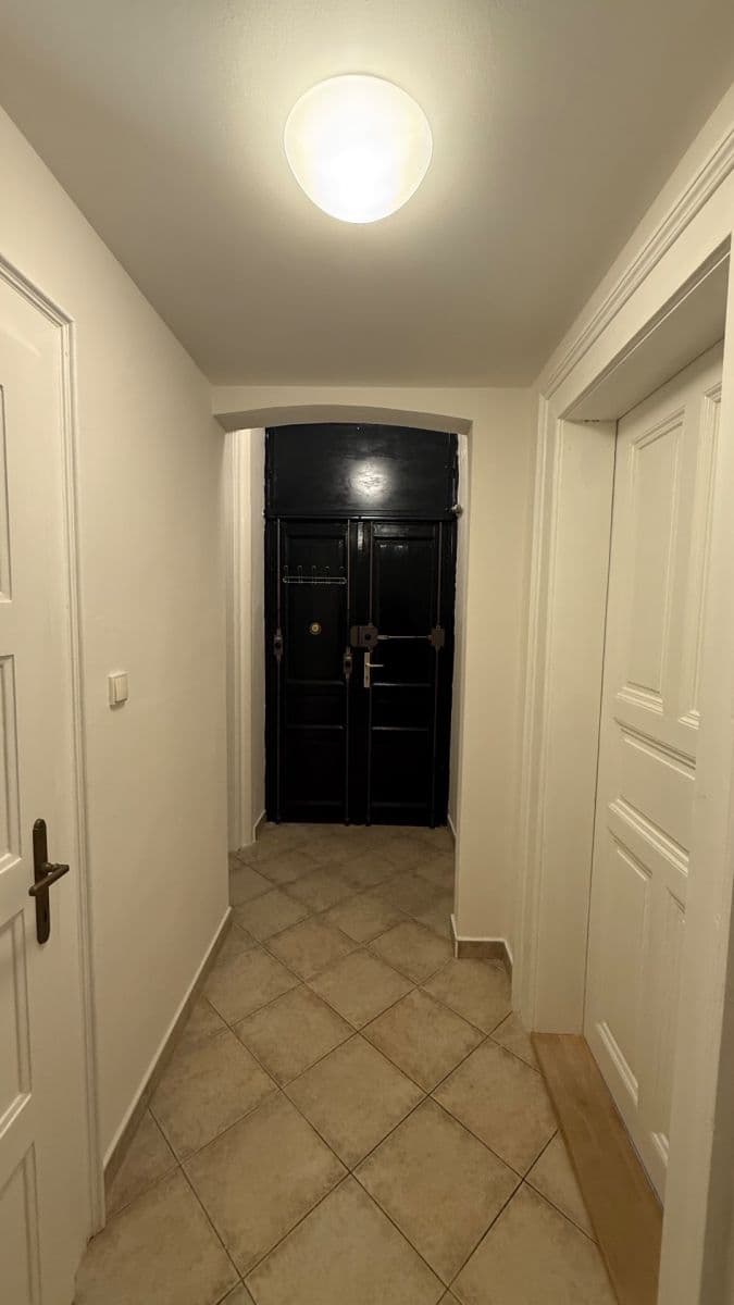 Prenájom bytu 2-izbový 70 m², Sokolovská, Praha, Praha Prenájom bytu 2-izbový 70 m², Sokolovská, Praha, Praha