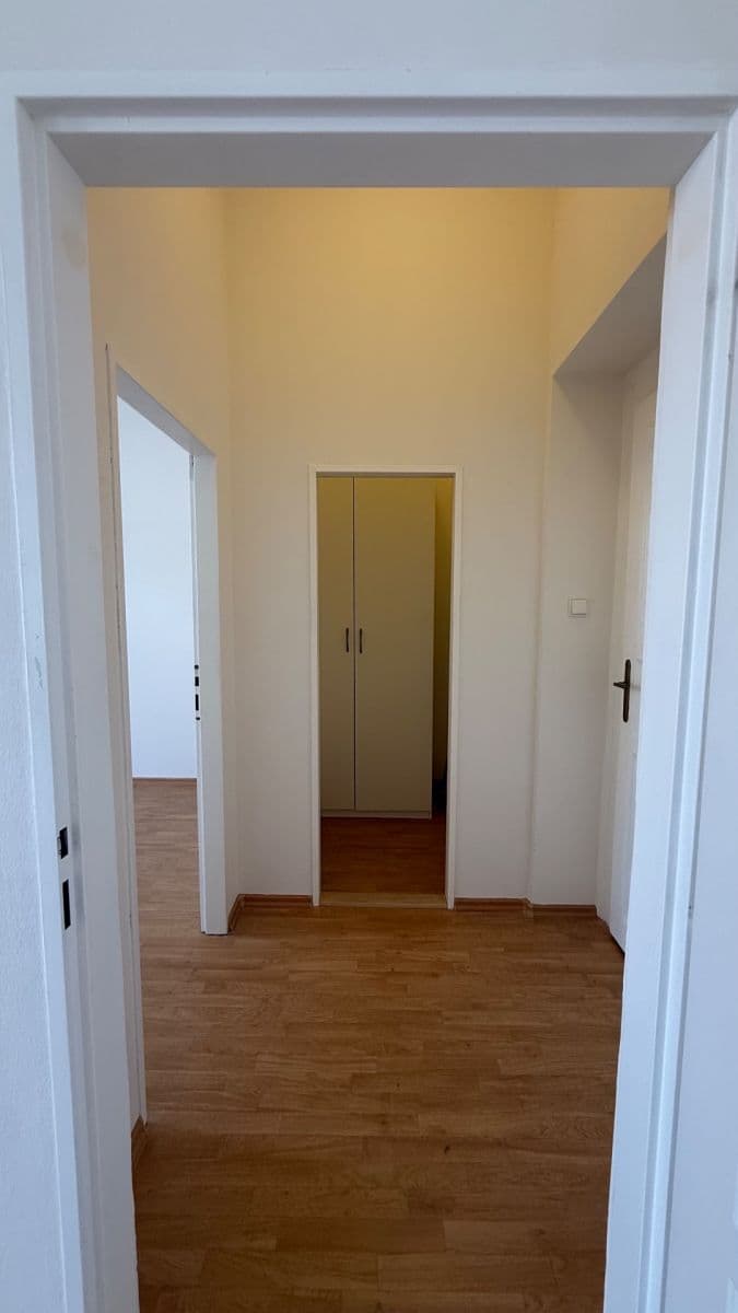 Prenájom bytu 2-izbový 70 m², Sokolovská, Praha, Praha Prenájom bytu 2-izbový 70 m², Sokolovská, Praha, Praha