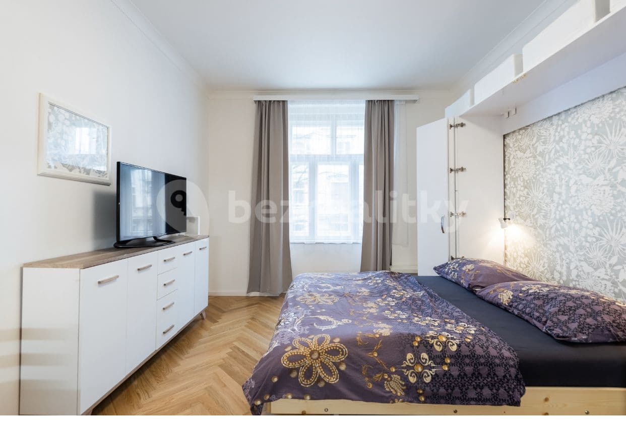 Prenájom bytu 1-izbový 27 m², Slavíkova, Praha, Praha Prenájom bytu 1-izbový 27 m², Slavíkova, Praha, Praha