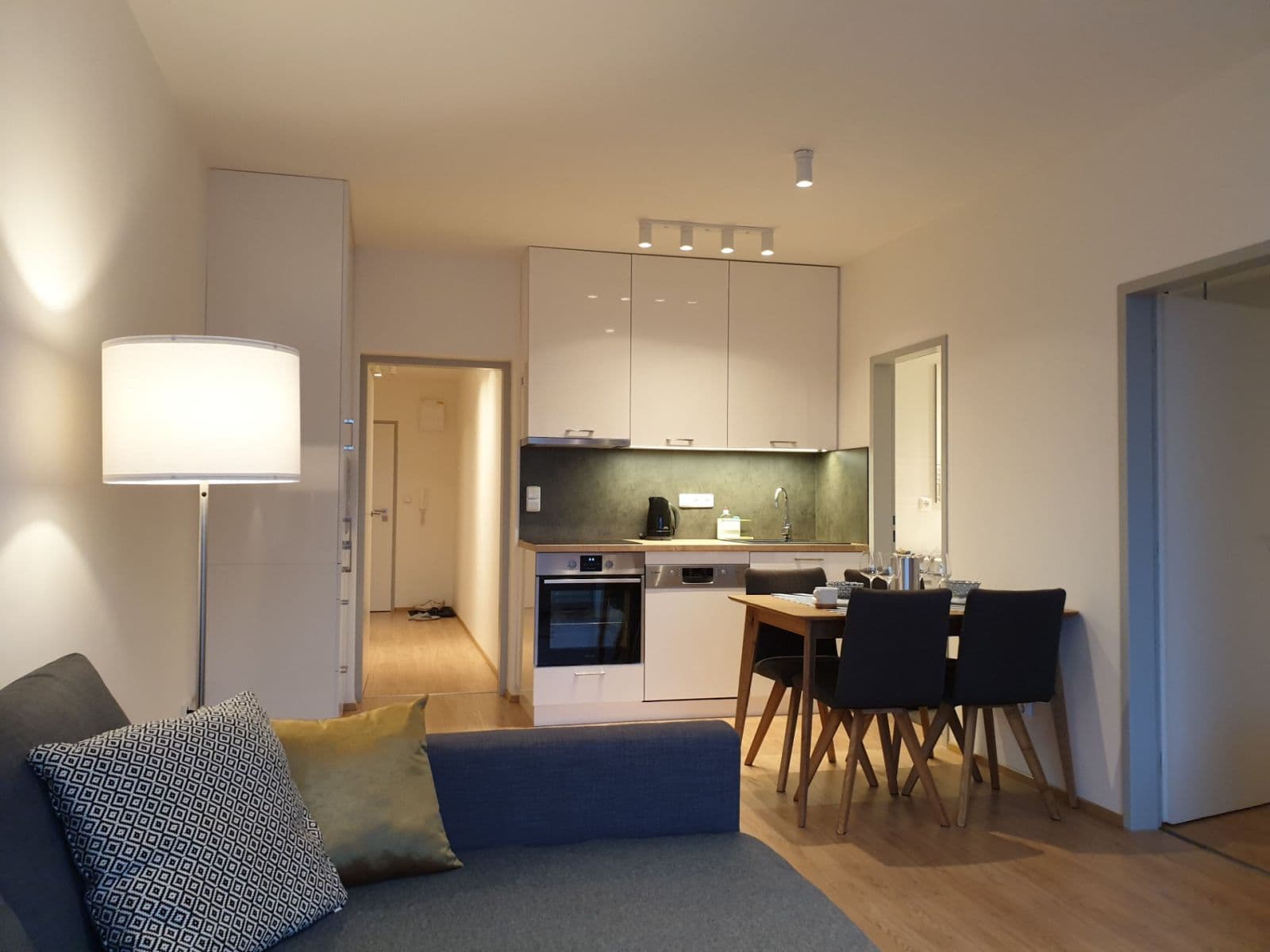 Prenájom bytu 2-izbový 50 m², Křenová, Brno, Jihomoravský kraj Prenájom bytu 2-izbový 50 m², Křenová, Brno, Jihomoravský kraj