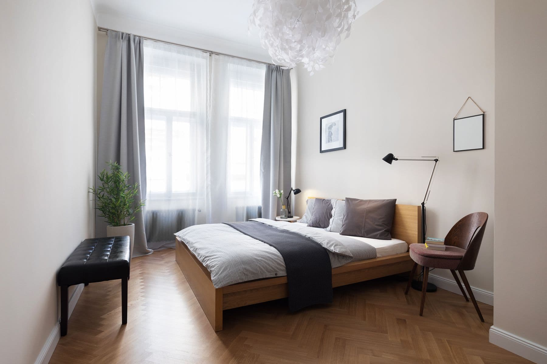 Prenájom bytu 2-izbový 62 m², Bořivojova, Praha, Praha Prenájom bytu 2-izbový 62 m², Bořivojova, Praha, Praha
