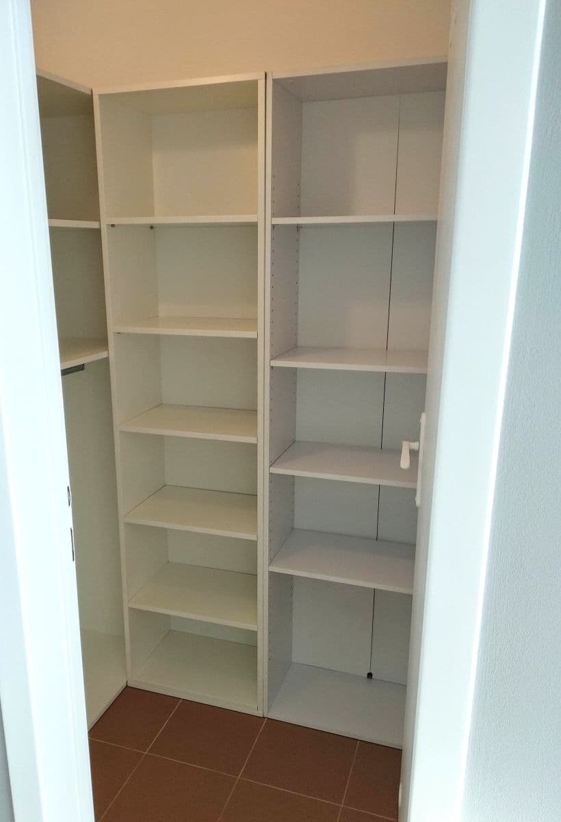 Prenájom bytu 1-izbový 30 m², Levského, Praha, Praha Prenájom bytu 1-izbový 30 m², Levského, Praha, Praha