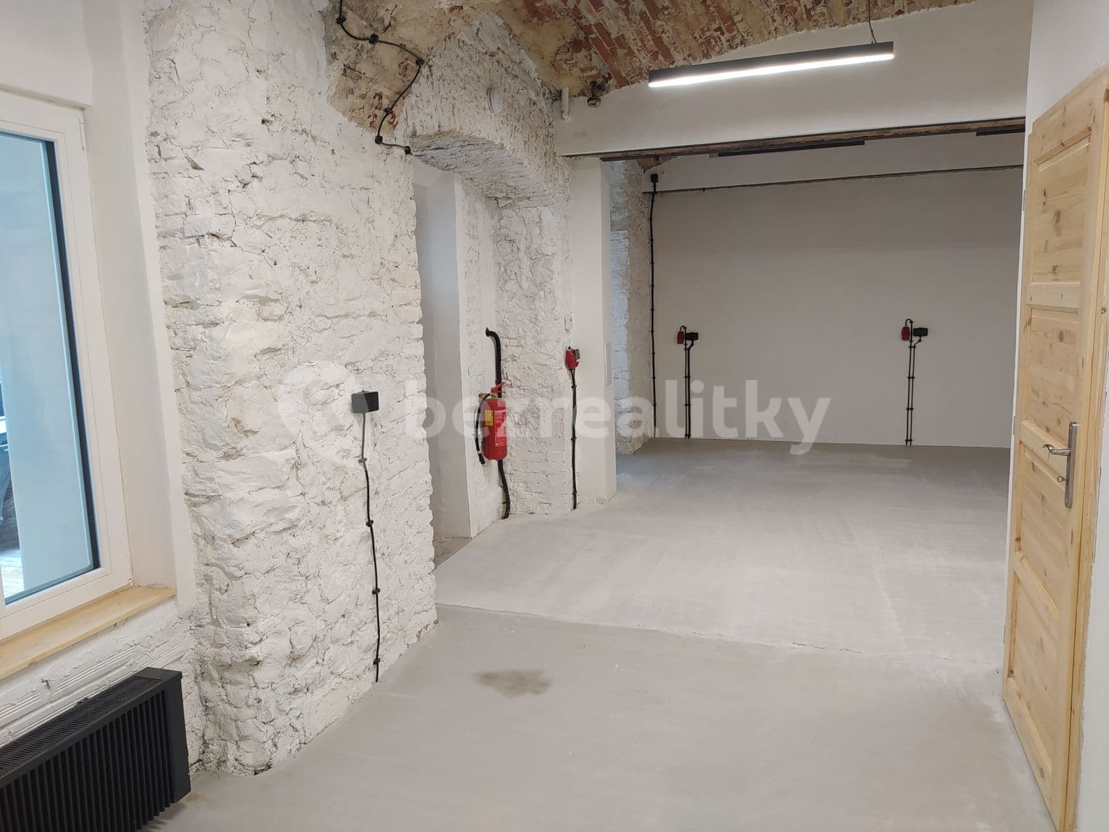 Prenájom nebytového priestoru 45 m², Sokolovská, Praha, Praha Prenájom nebytového priestoru 45 m², Sokolovská, Praha, Praha