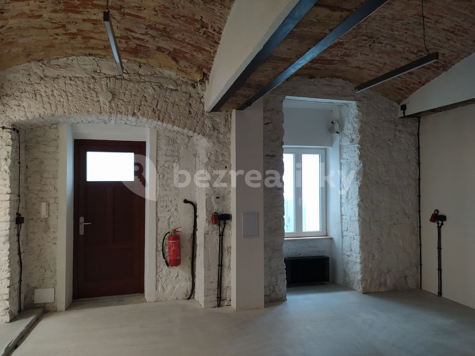 Prenájom nebytového priestoru 45 m², Sokolovská, Praha, Praha Prenájom nebytového priestoru 45 m², Sokolovská, Praha, Praha