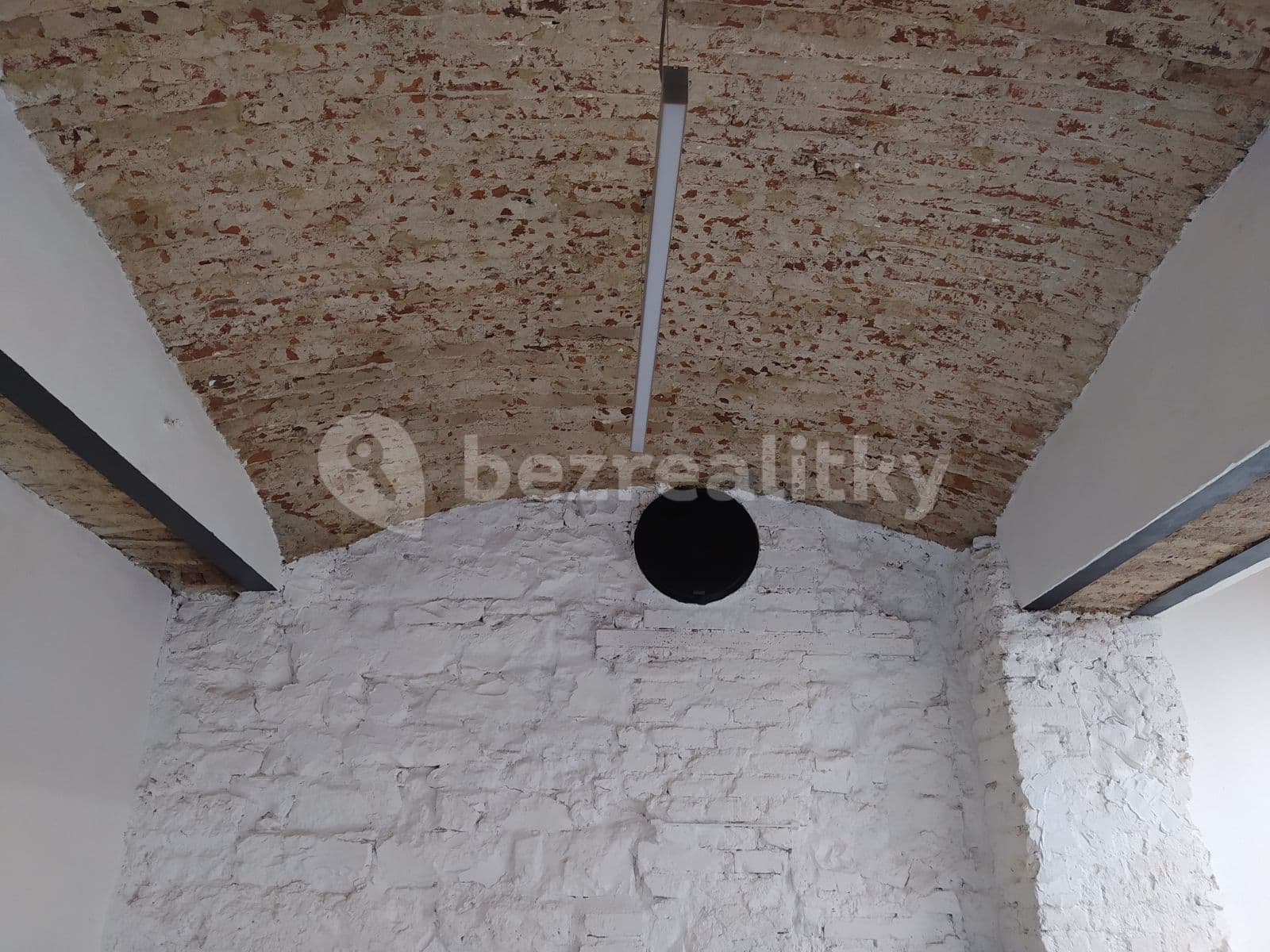 Prenájom nebytového priestoru 45 m², Sokolovská, Praha, Praha Prenájom nebytového priestoru 45 m², Sokolovská, Praha, Praha