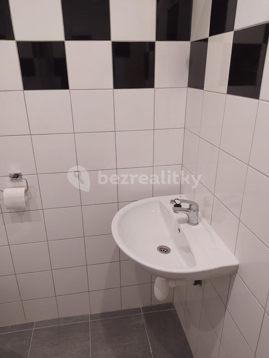 Prenájom nebytového priestoru 45 m², Sokolovská, Praha, Praha Prenájom nebytového priestoru 45 m², Sokolovská, Praha, Praha