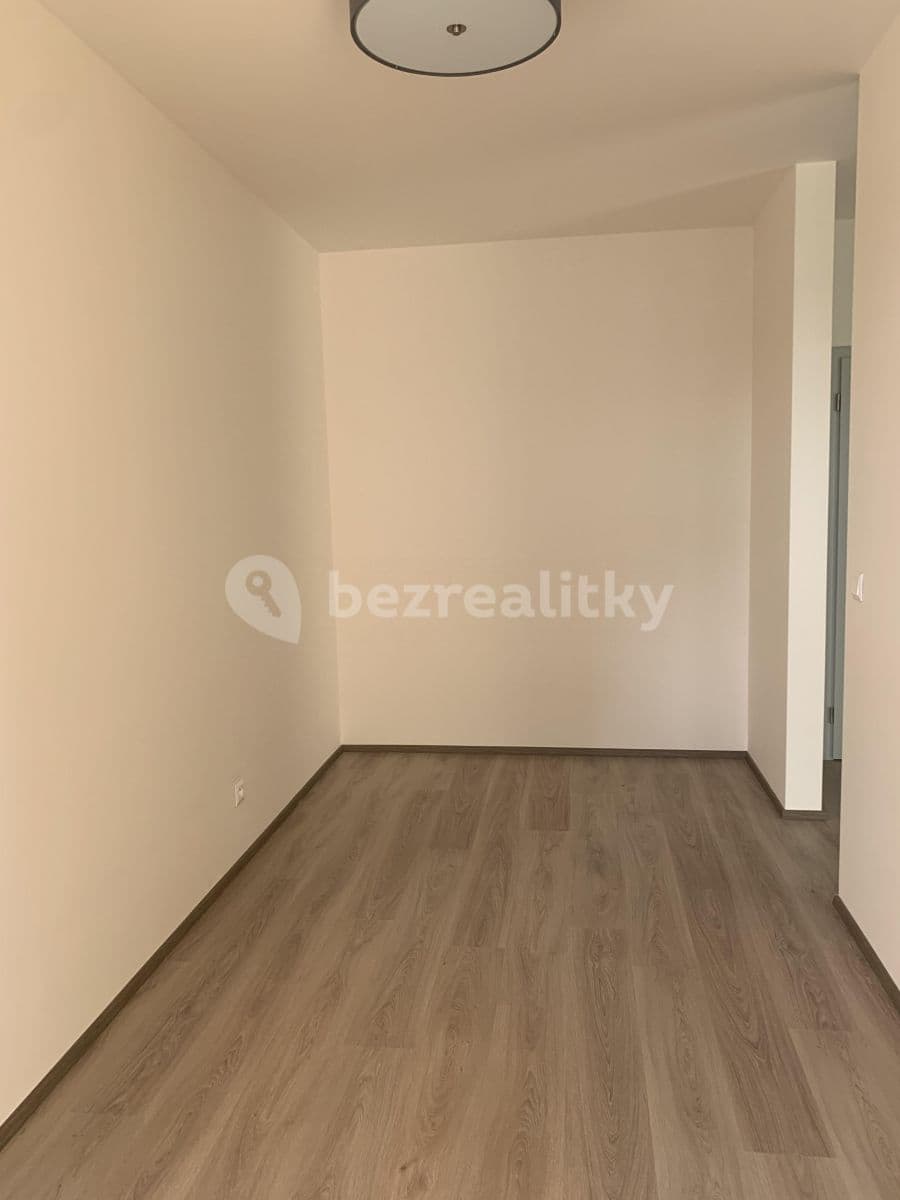 Prenájom bytu 2-izbový 44 m², Praha, Praha Prenájom bytu 2-izbový 44 m², Praha, Praha