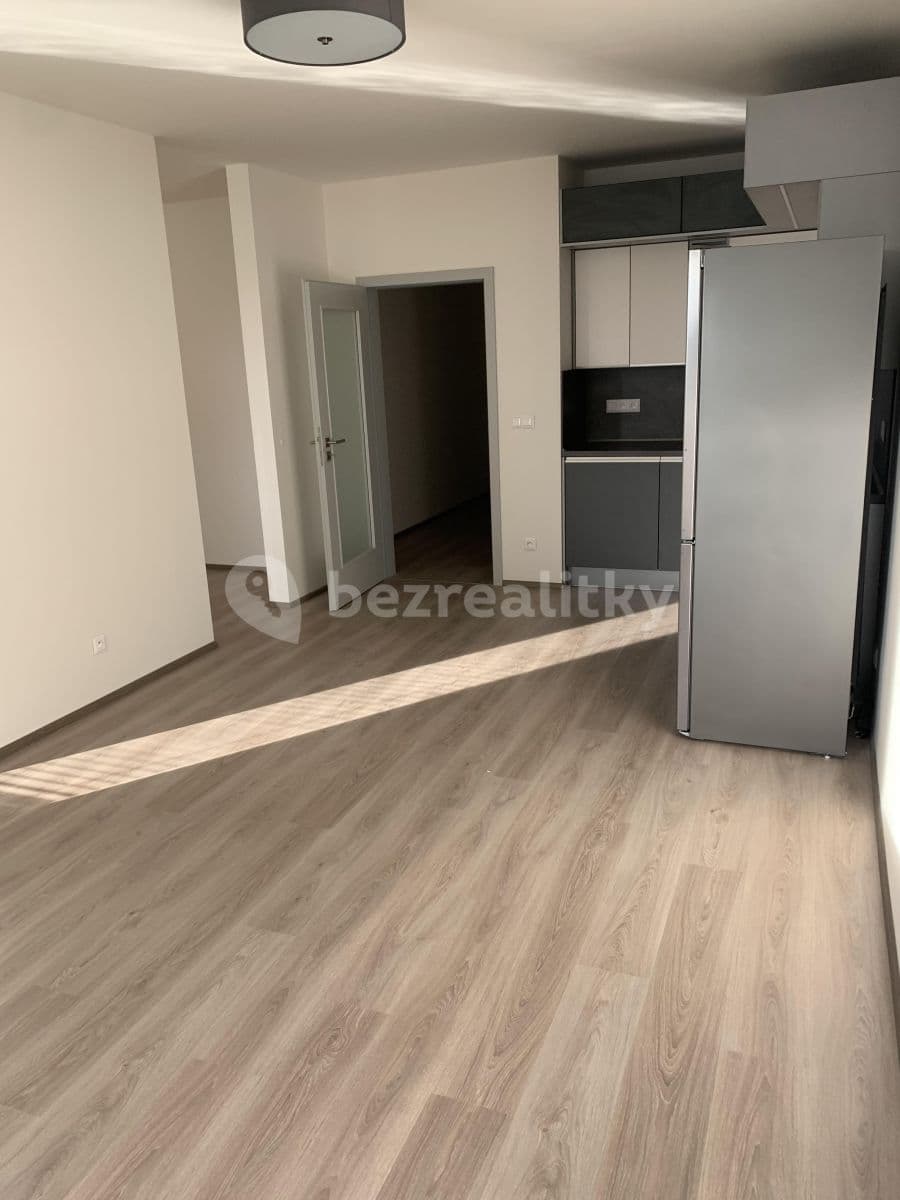 Prenájom bytu 2-izbový 44 m², Praha, Praha Prenájom bytu 2-izbový 44 m², Praha, Praha