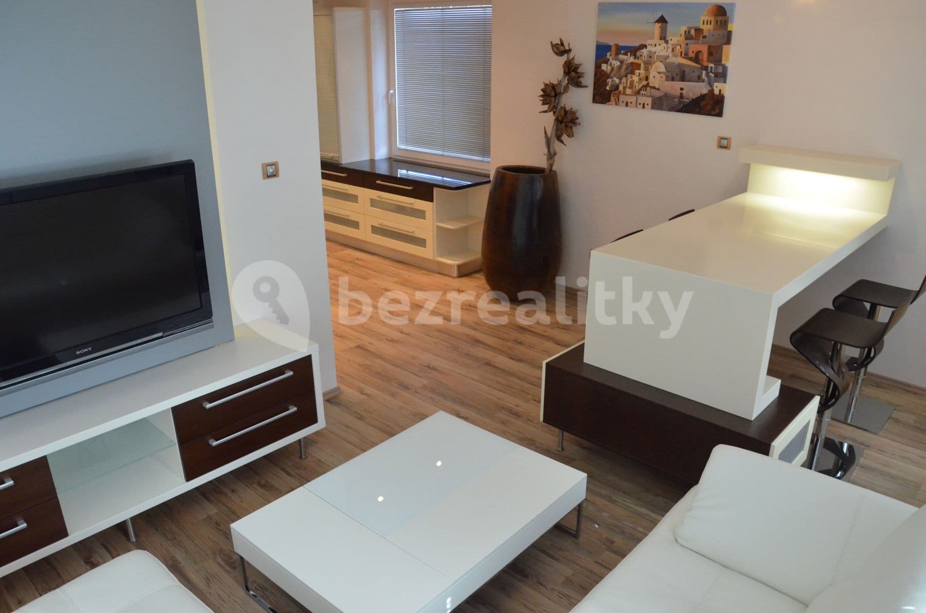 Prenájom bytu 4-izbový 92 m², Hřebíkova, Praha, Praha Prenájom bytu 4-izbový 92 m², Hřebíkova, Praha, Praha